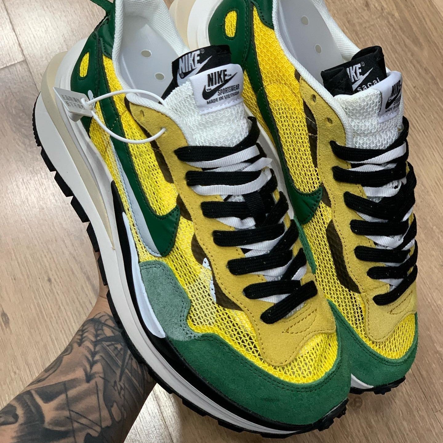 Sacai X Vapor Waffle Tour Yellow