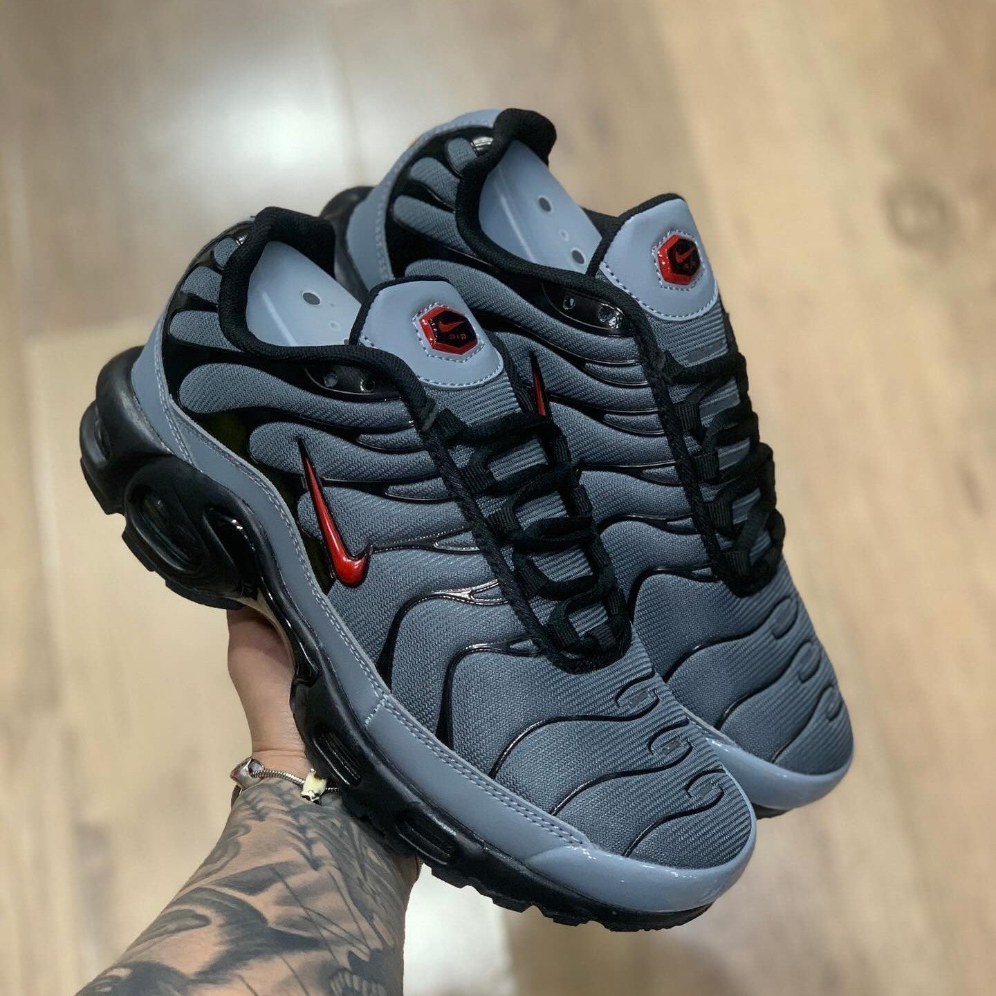 Air Max Plus TN Black Wolf Grey