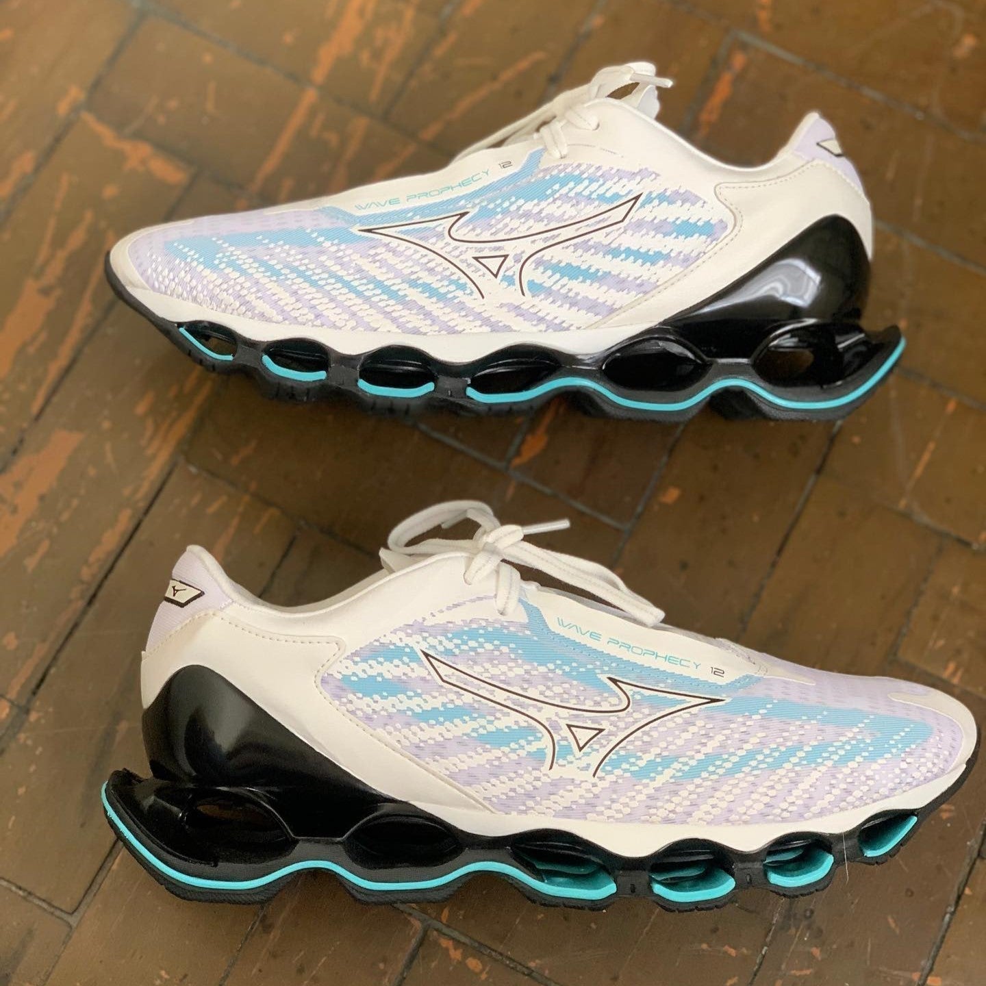 Wave Prophecy 12 White Blue