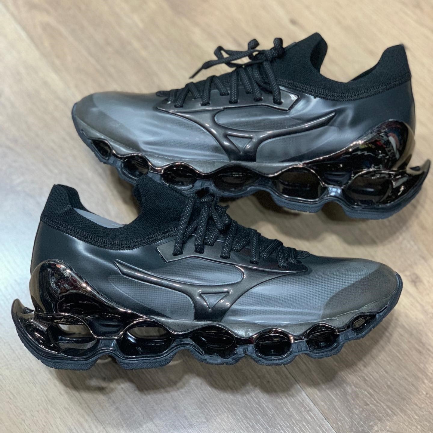 Wave Prophecy X Hajime Sorayama Dark Metalic