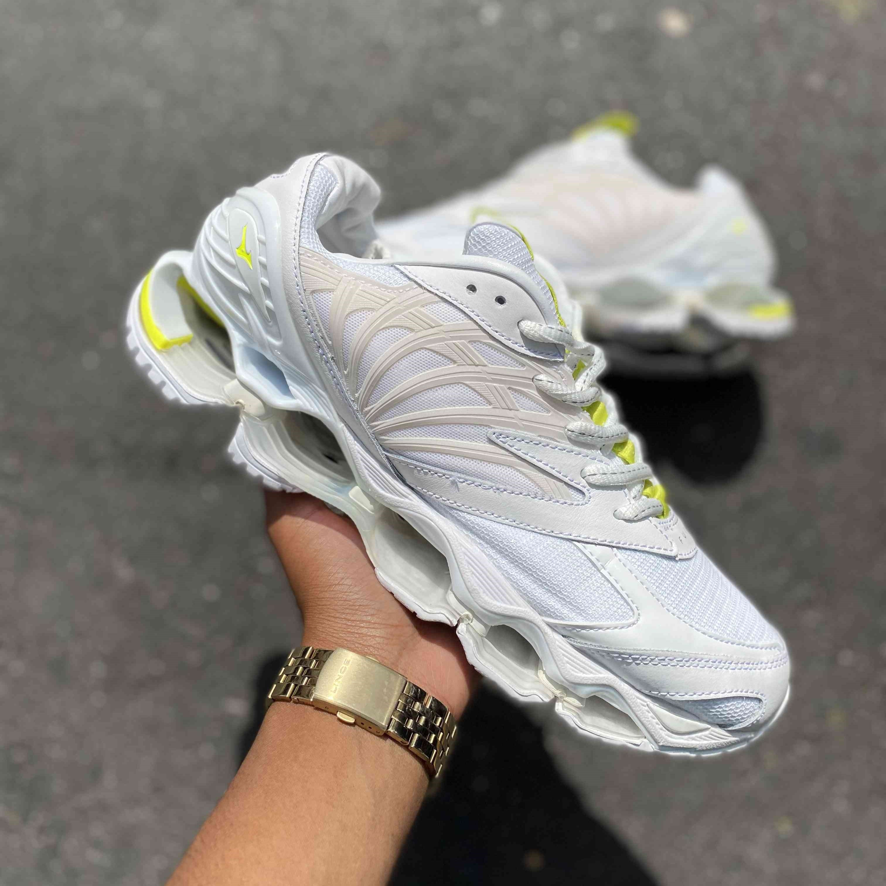 Mizuno Futur White Safety Yellow