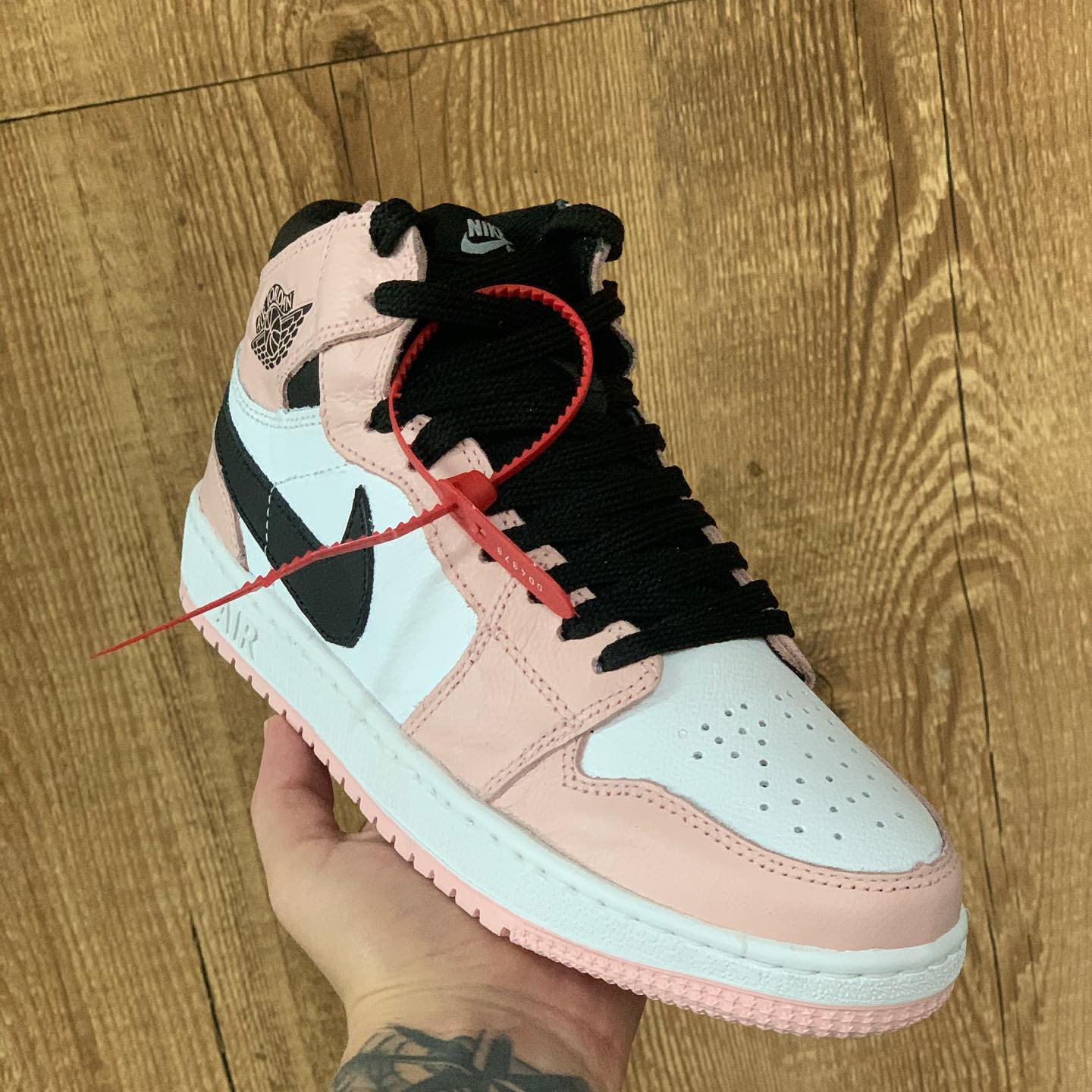 Air Jordan 1 Mid GS Pink Quartz
