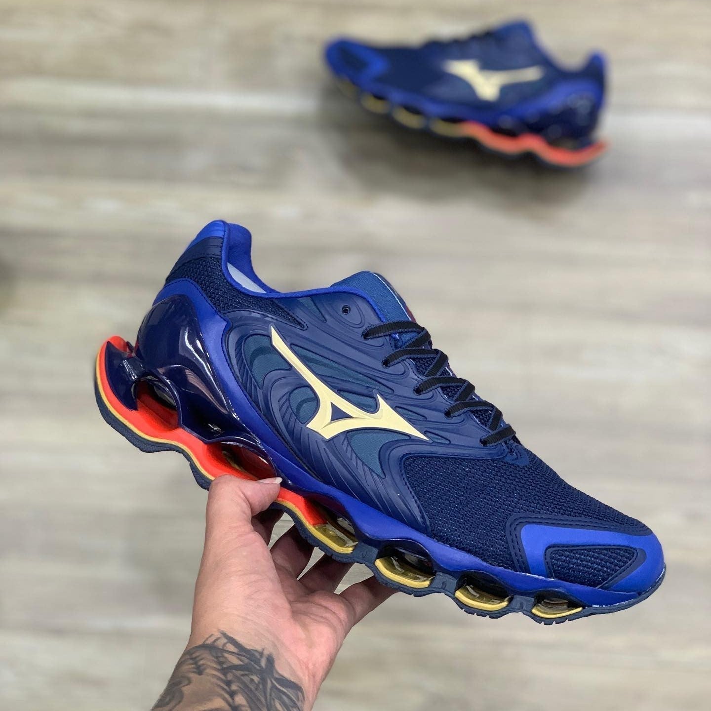 Wave Prophecy 12S Dark Blue Gold Wine Red