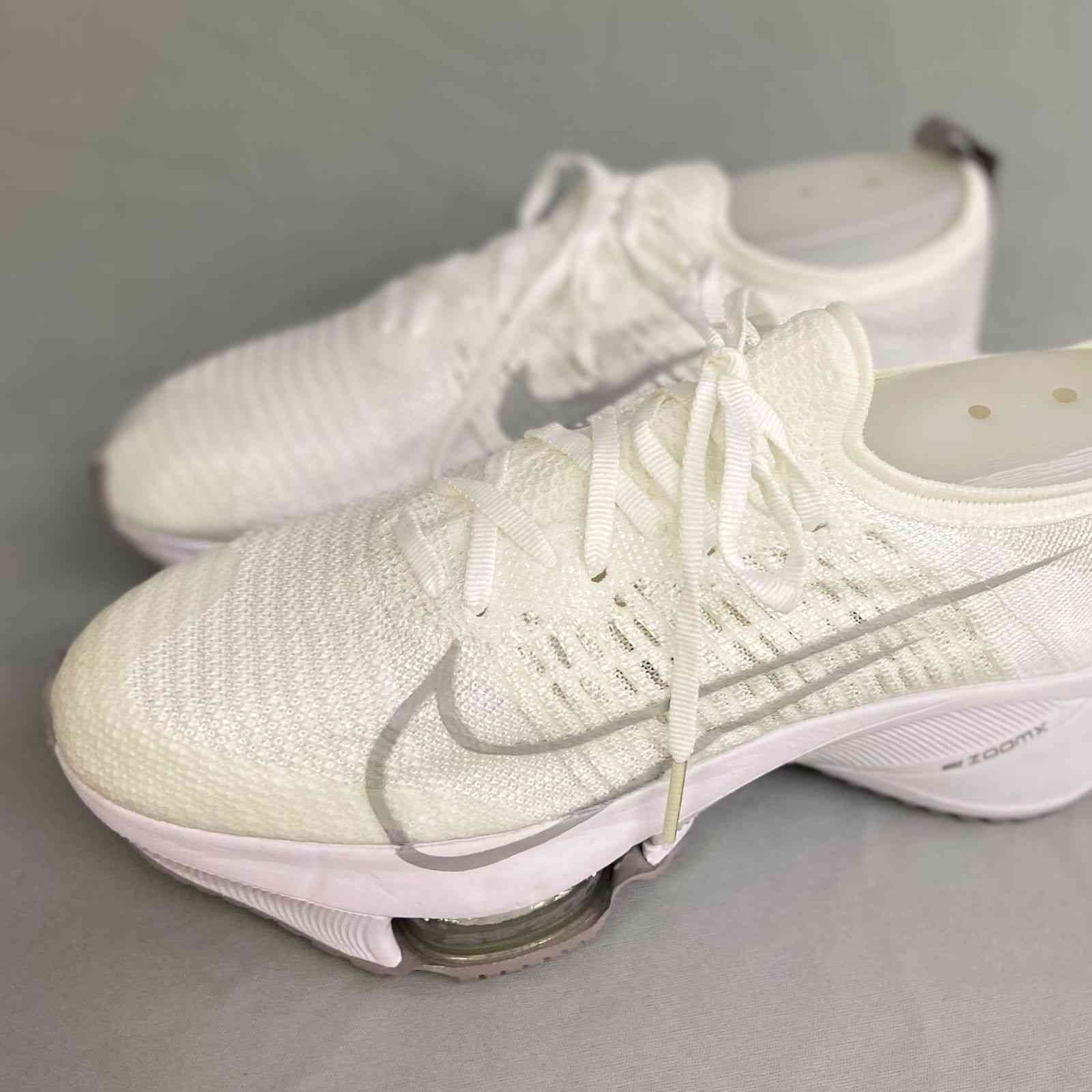 Air Zoom Tempo NEXT Flyknit White Atmosphere Grey