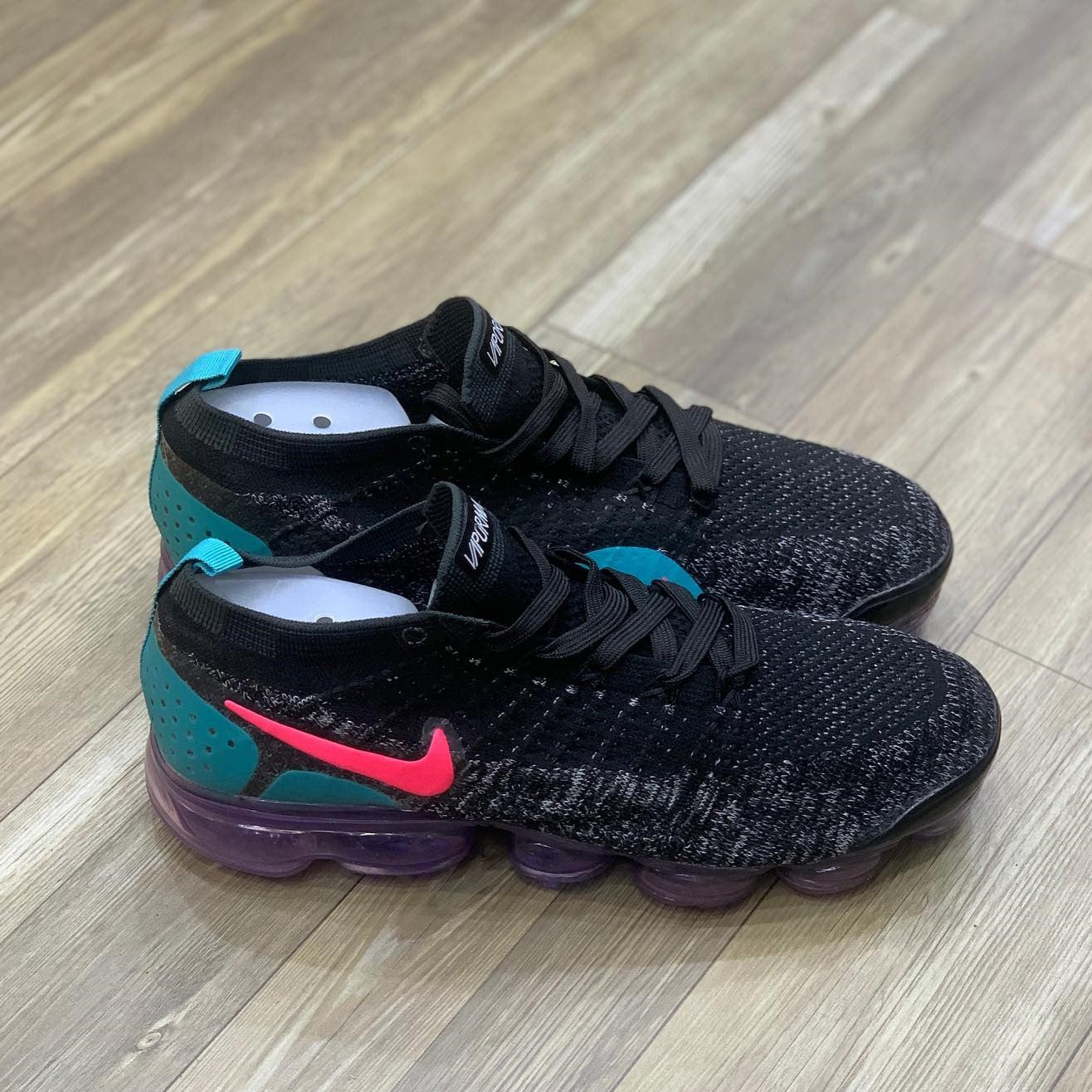 VaporMax Flyknit 2 Hot Punch
