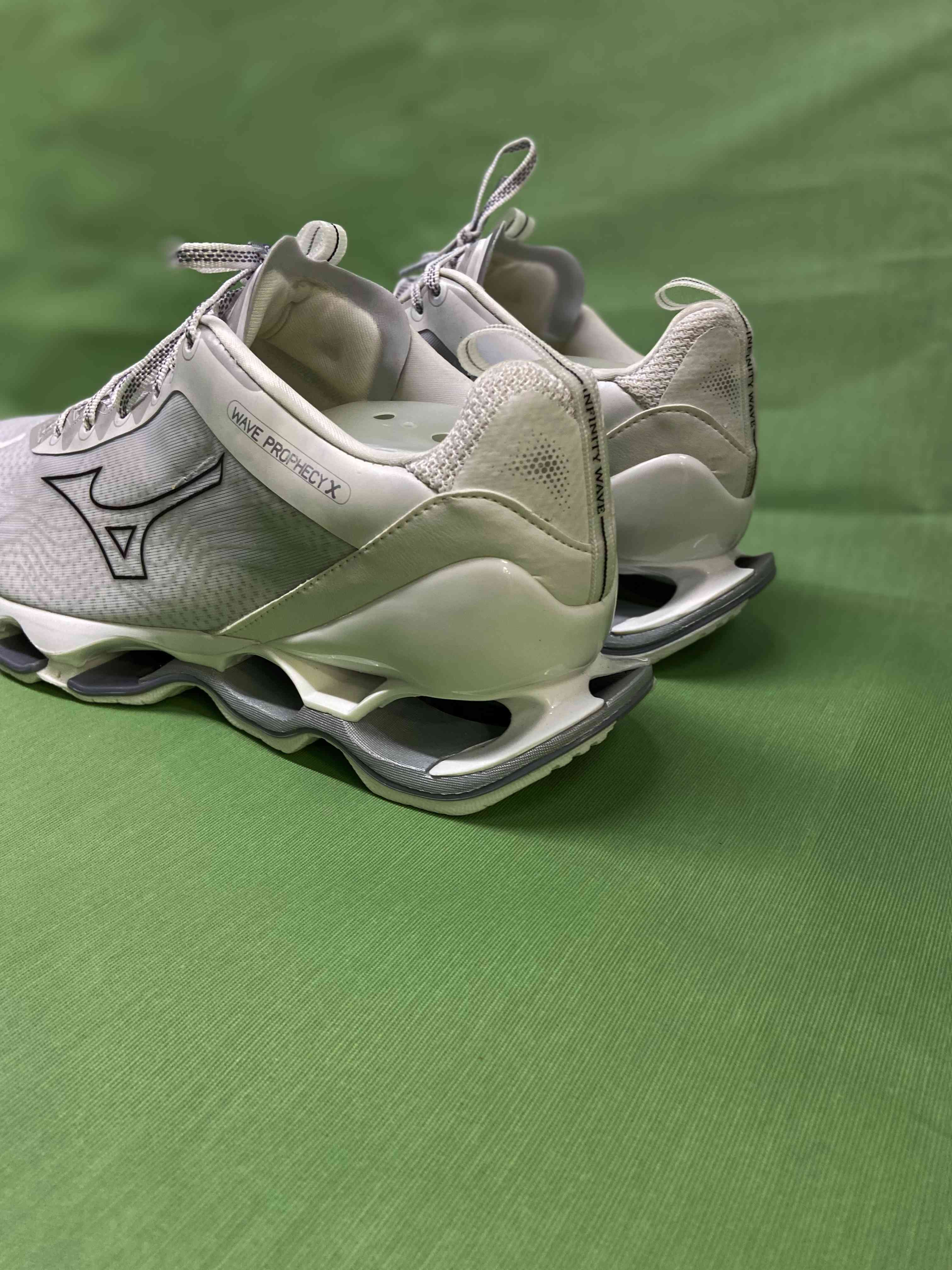 Wave Prophecy X Triple White