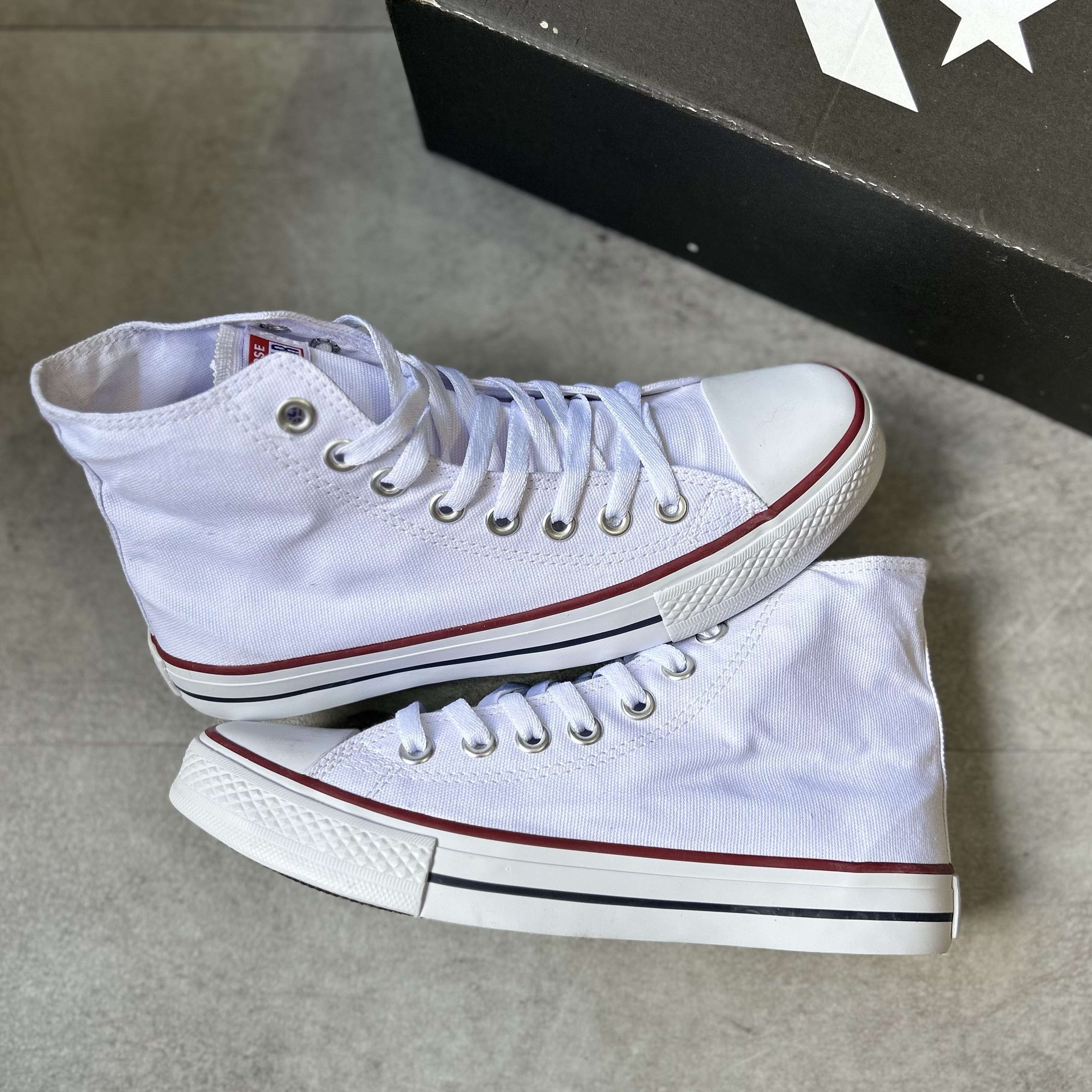 Chuck Taylor All Star Leather Hi White