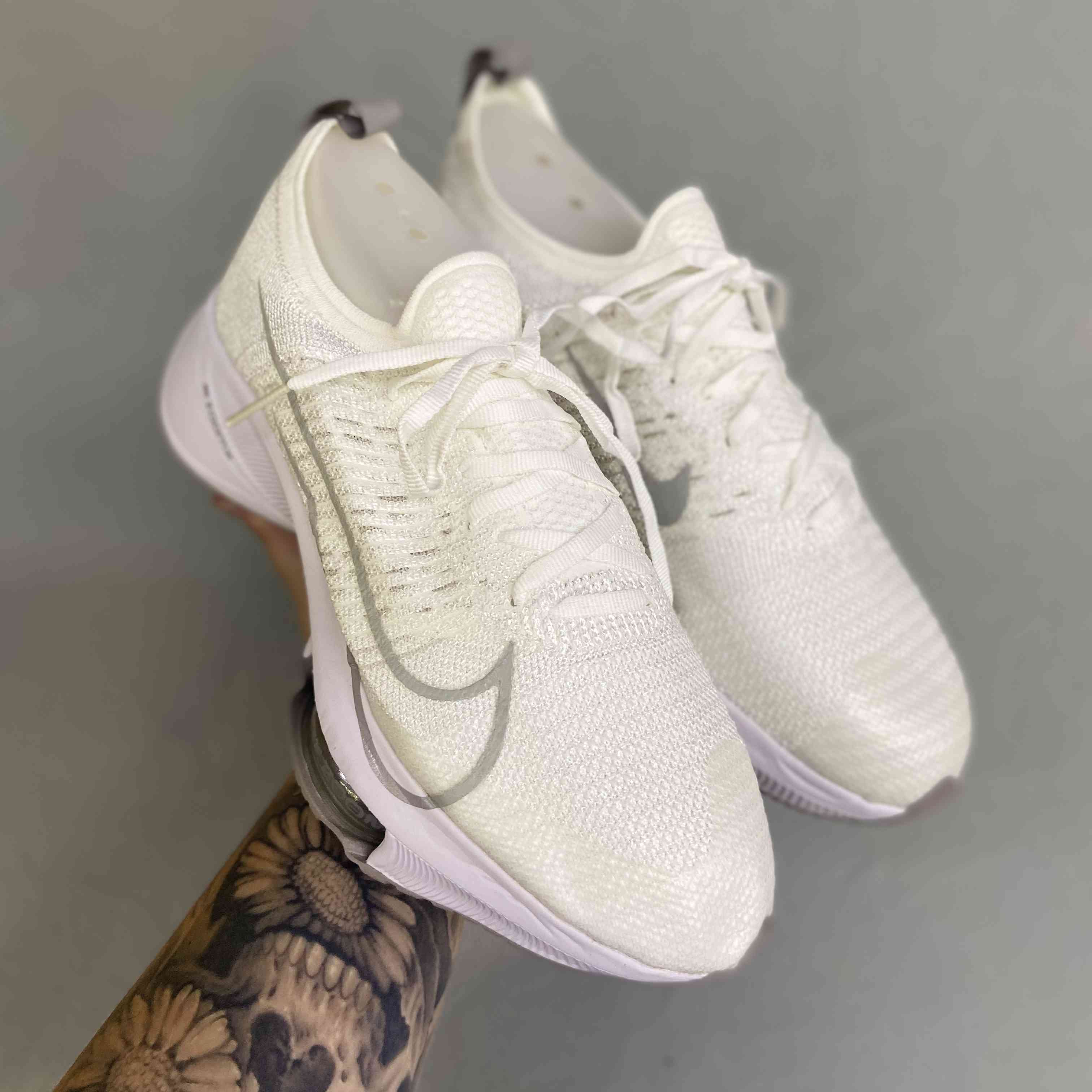 Air Zoom Tempo NEXT Flyknit White Atmosphere Grey