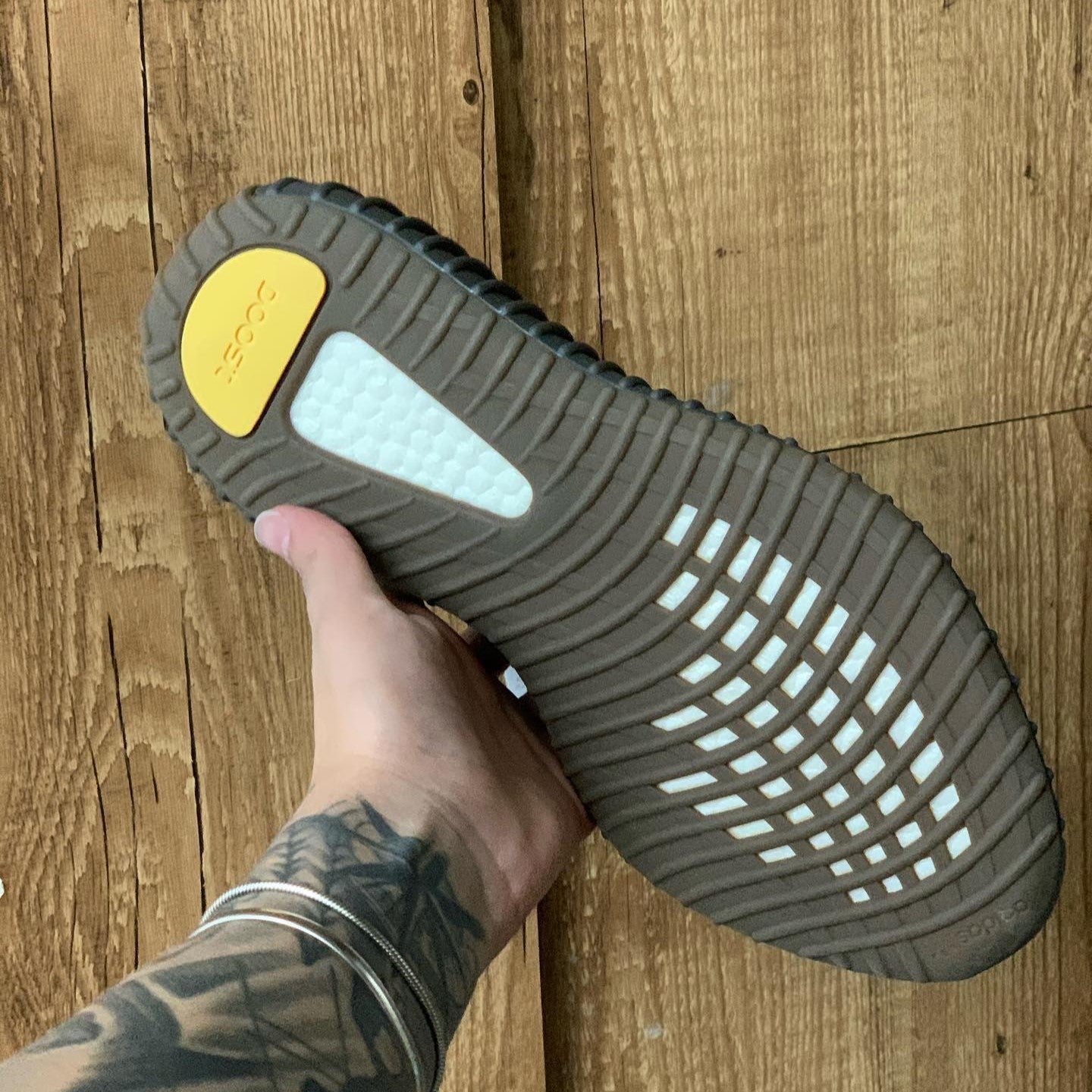 Yeezy Boost 350 v2 Israfil