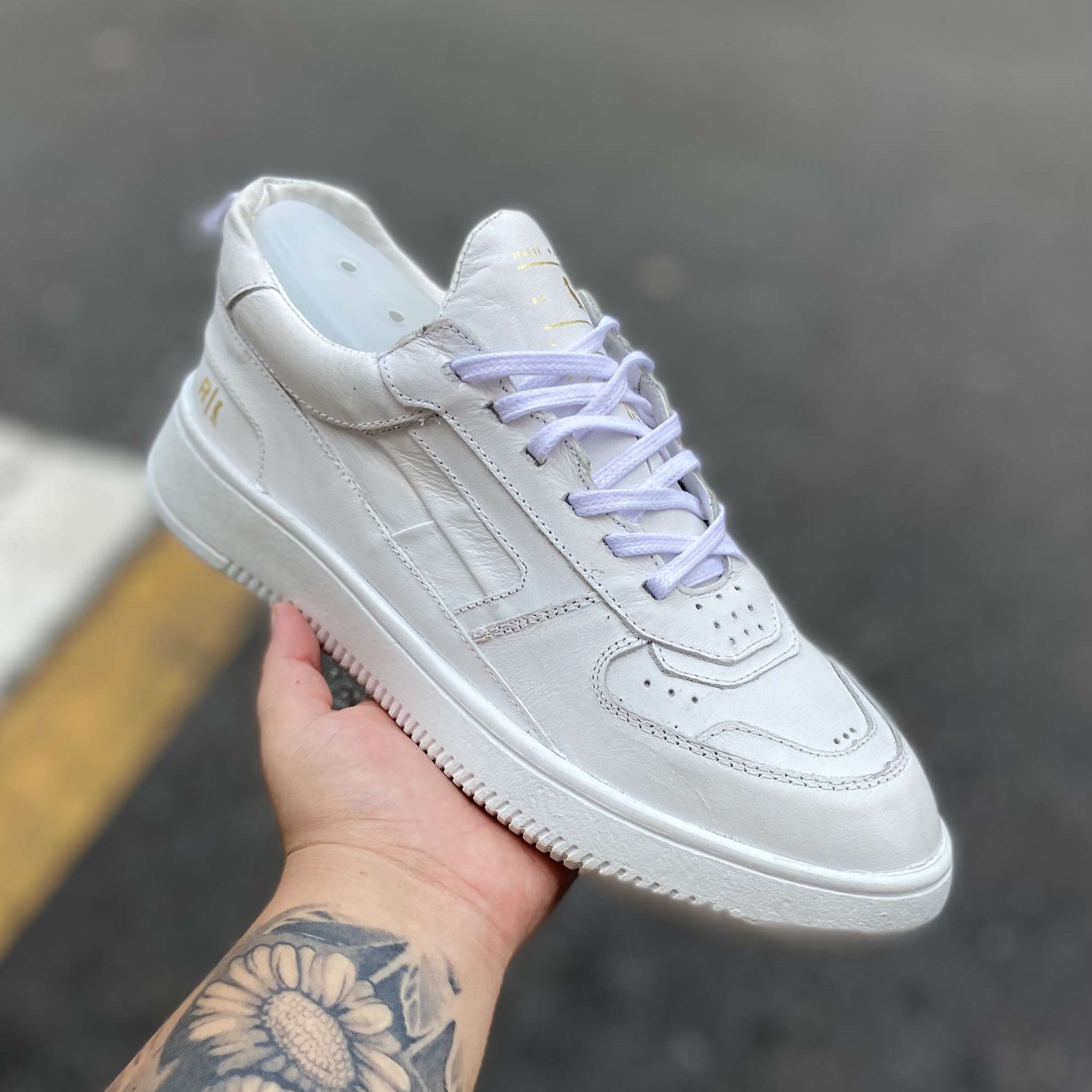 Hero Rsv #223 Triple White