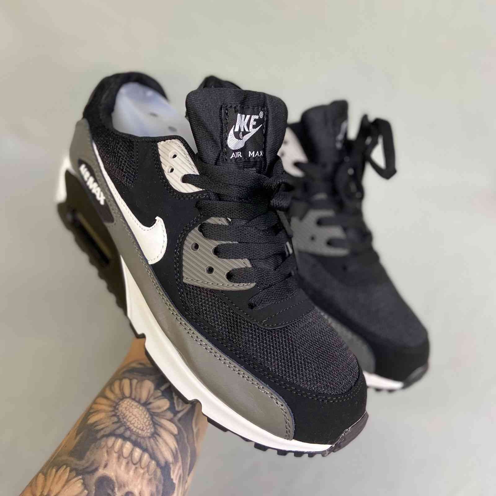 Air Max 90 Essential Cool Grey