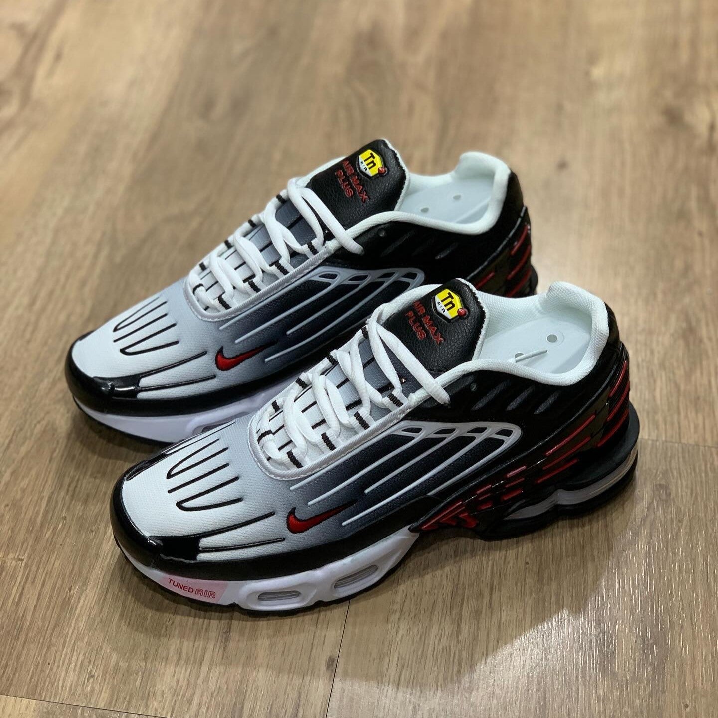 Air Max Plus TN 3 Black University Red