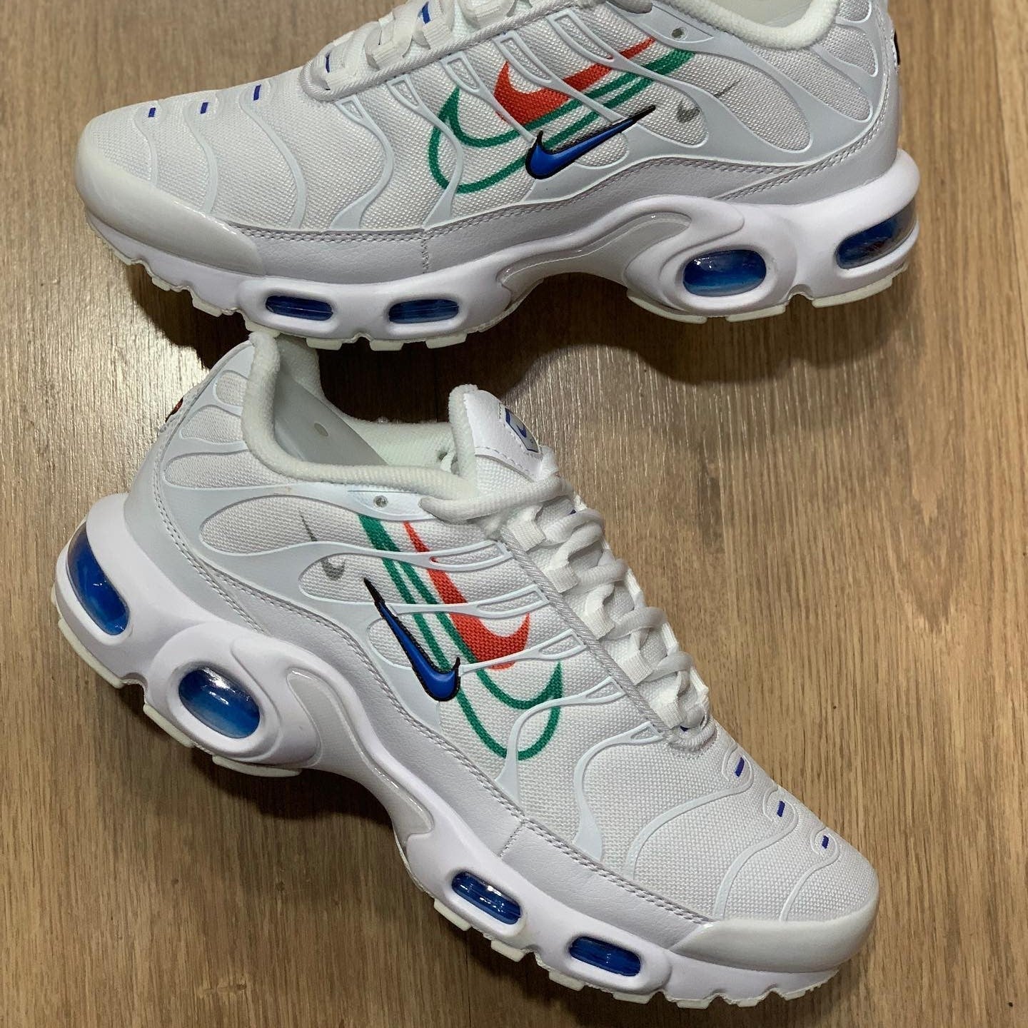 Air Max Plus TN Multi Swoosh White