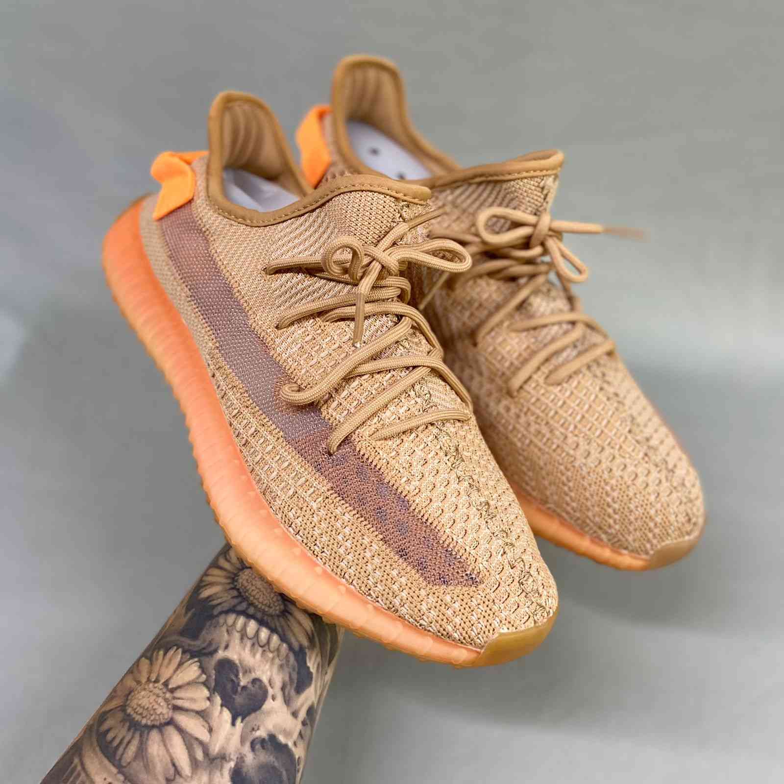 Yeezy Boost 350 v2 Clay