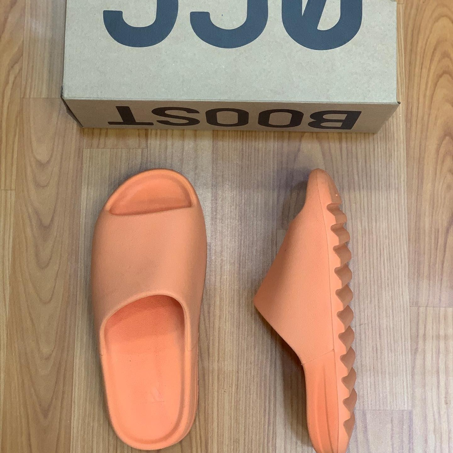 Yeezy Slide Enflame Orange