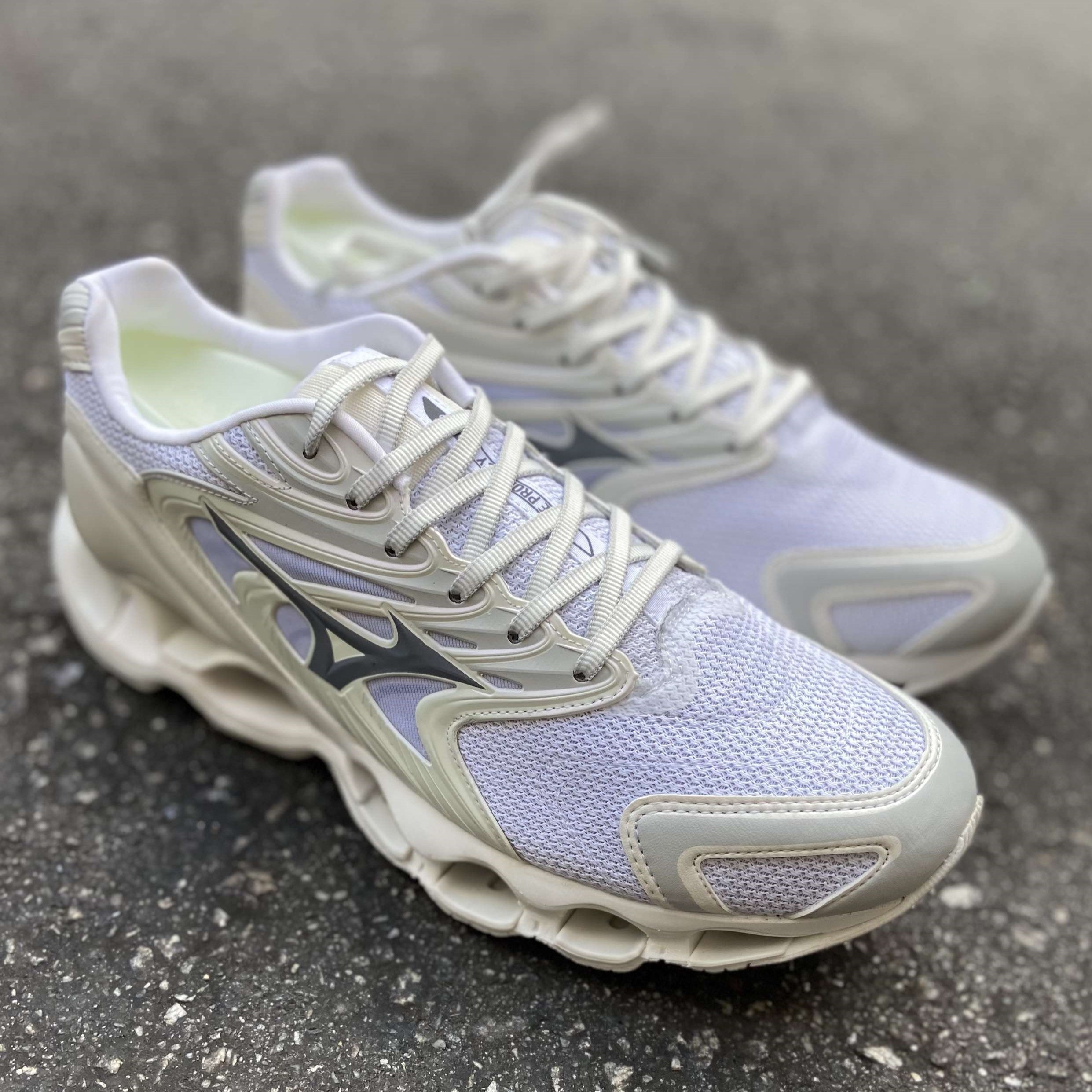 Wave Prophecy 12S White