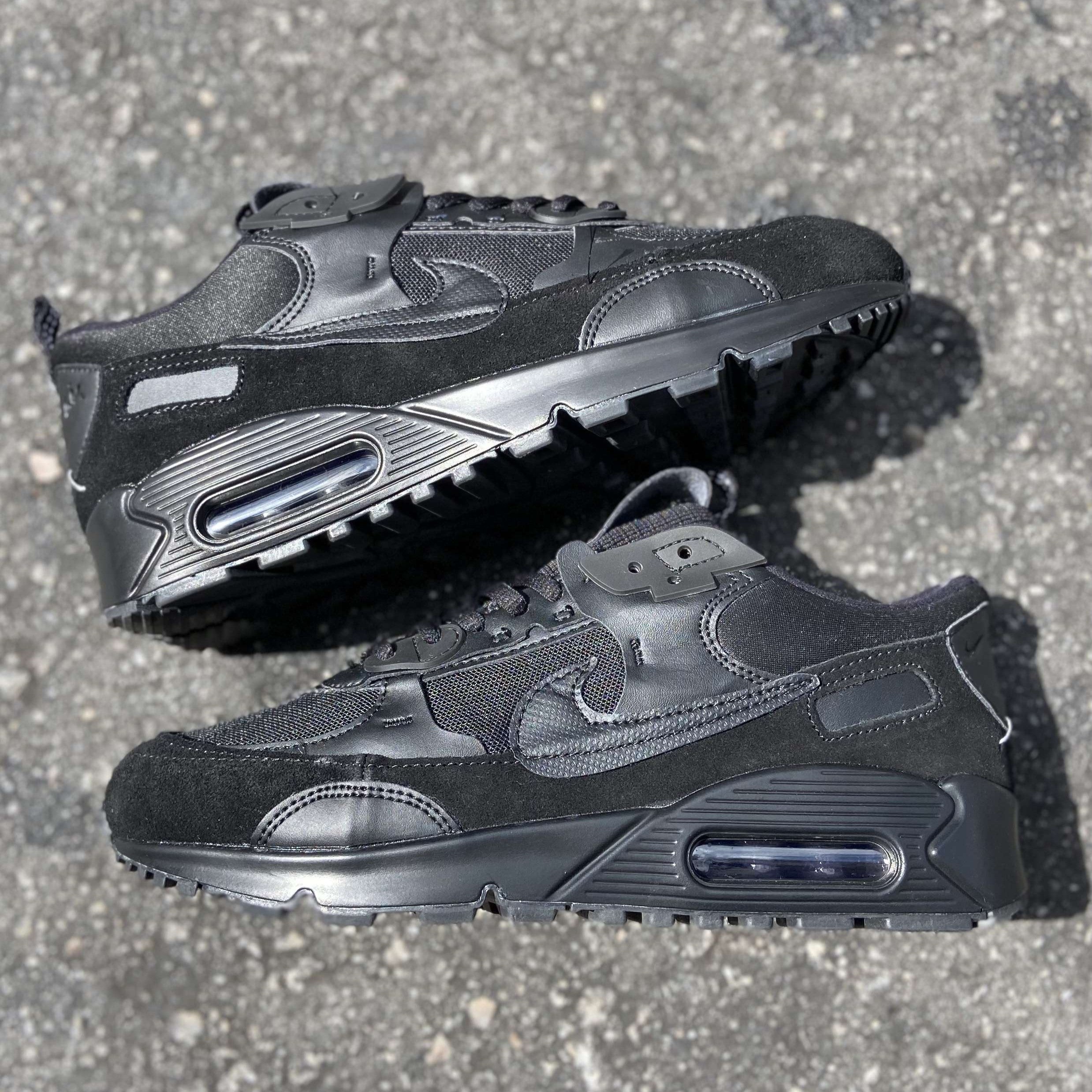 Air Max 90 Futura Triple Black