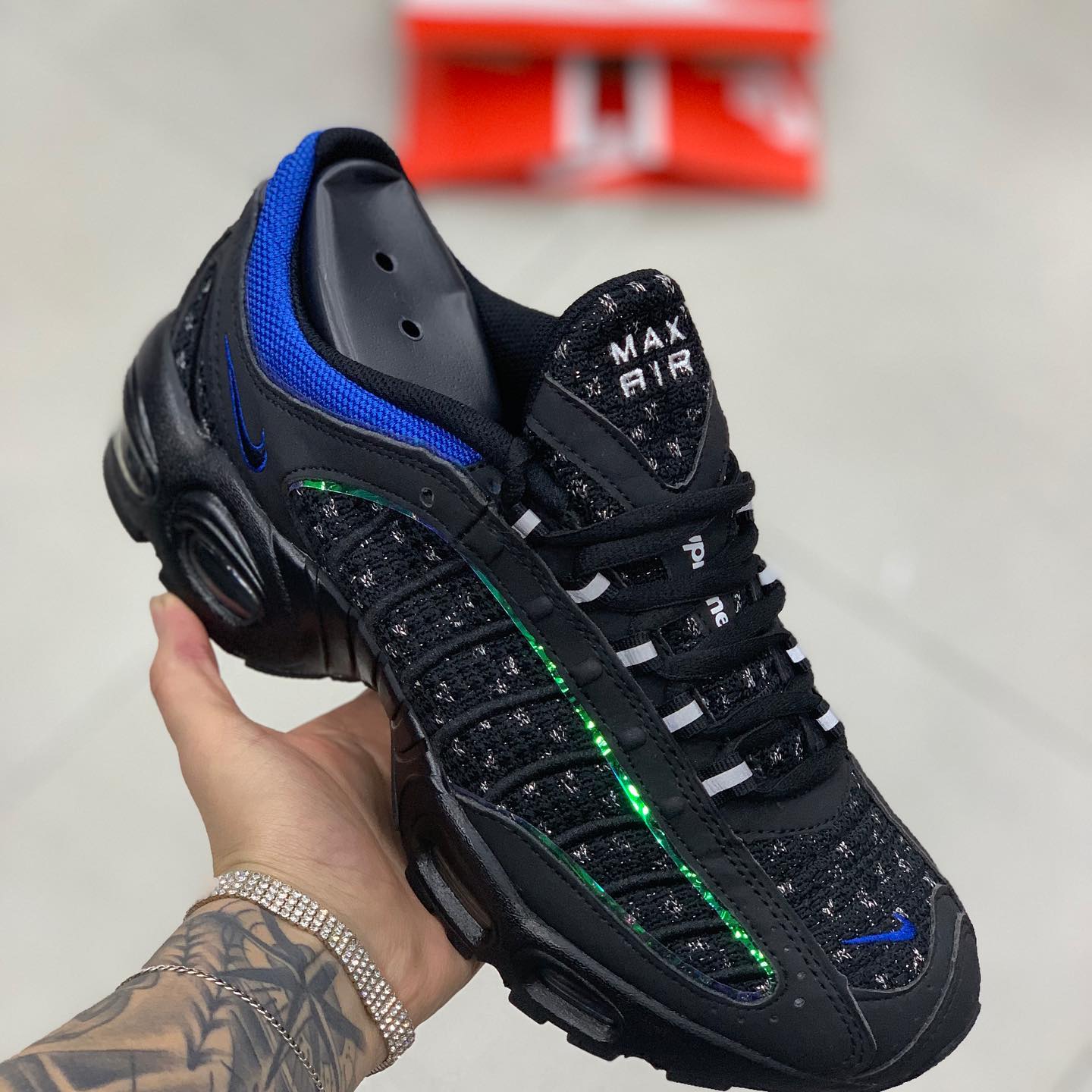 Air Max Tailwind 4 Black Cobalt Supreme