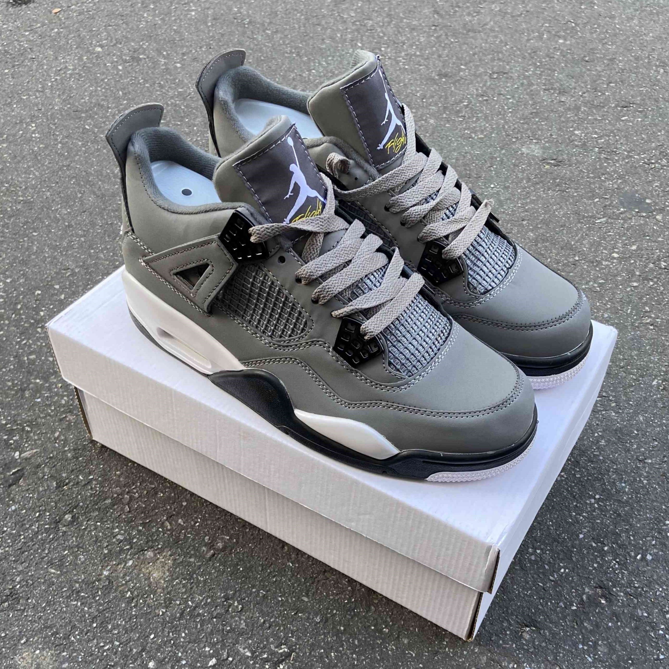 Air Jordan 4 Retro GS Cool Grey