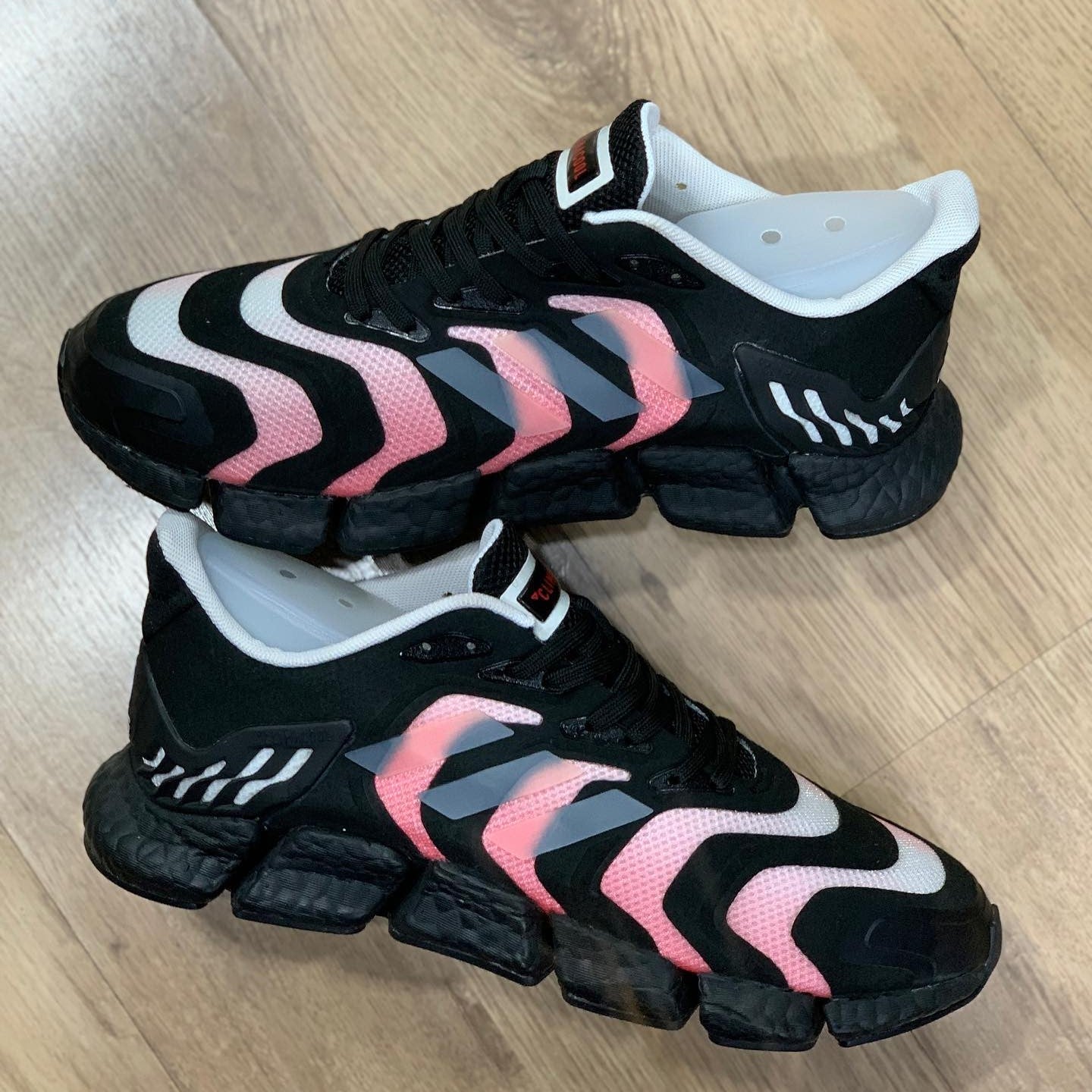 Climacool Vento Black Signal Pink