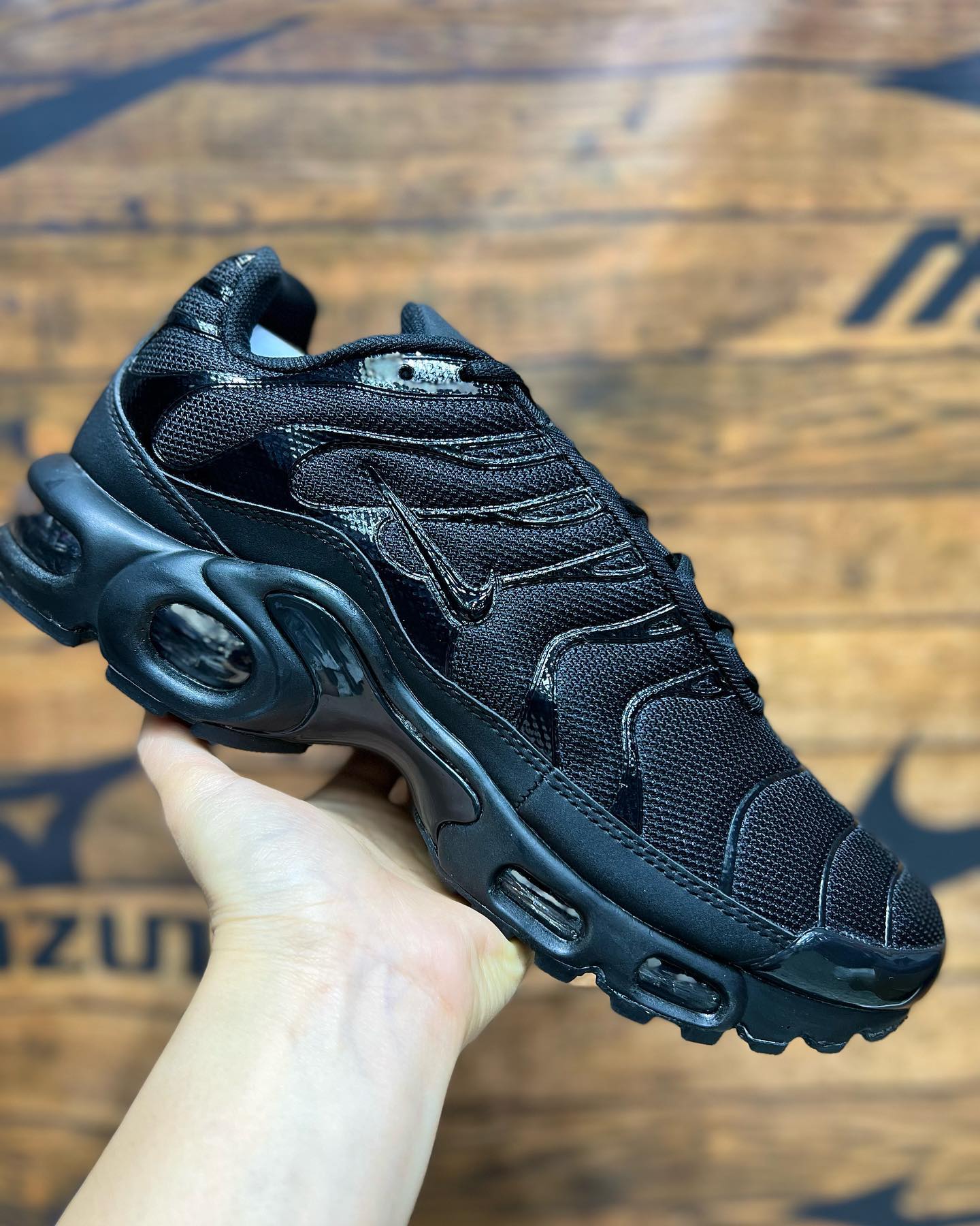 Air Max Plus TN Triple Black