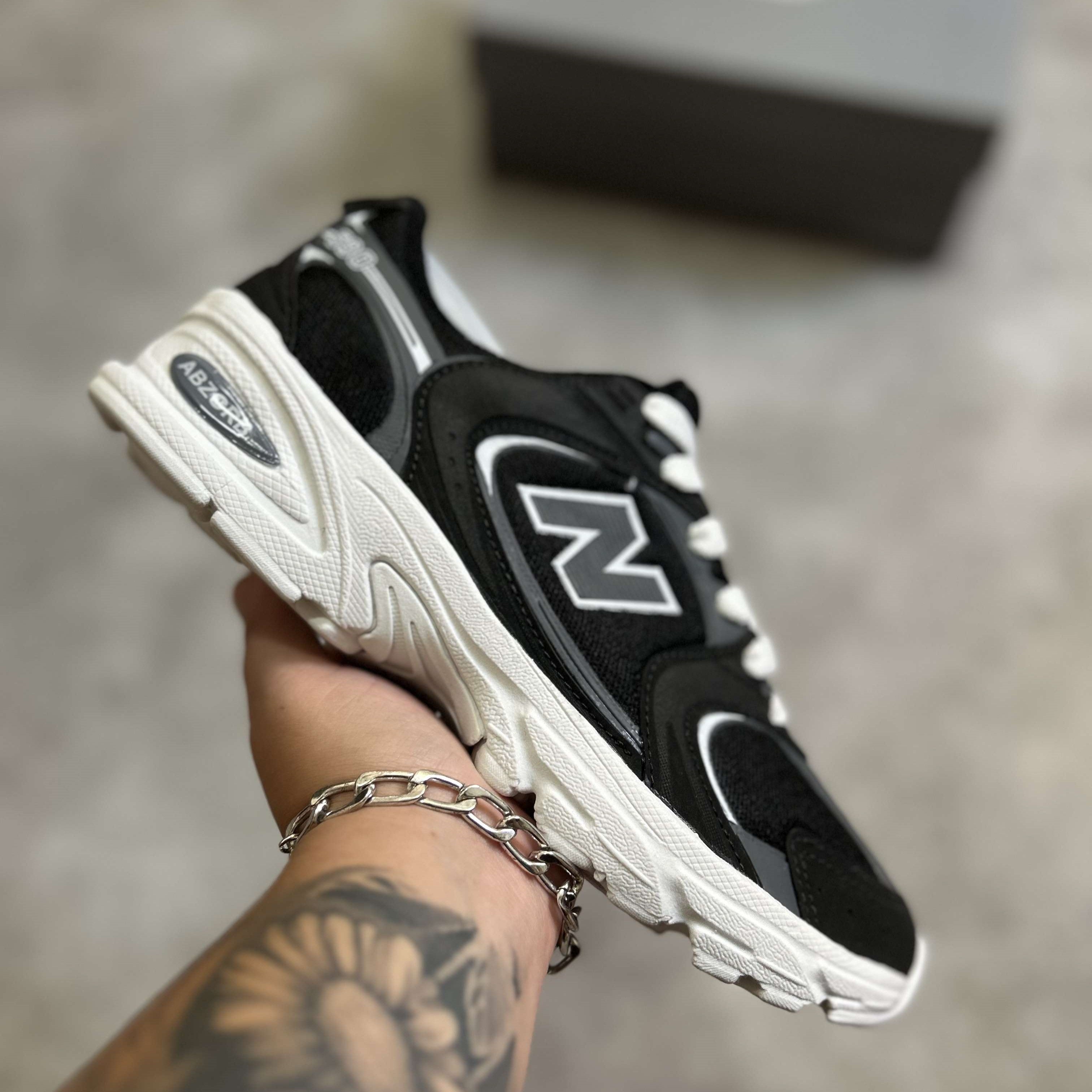 New Balance 530 Classic Black Grey