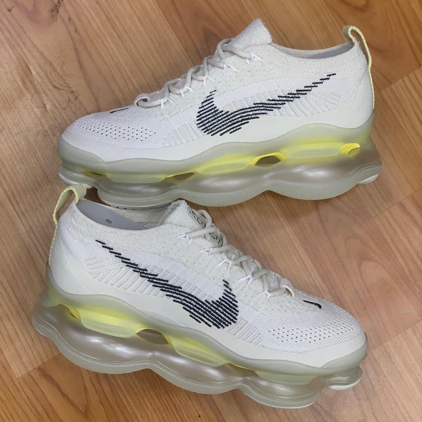 Air Max Scorpion Beige Womens