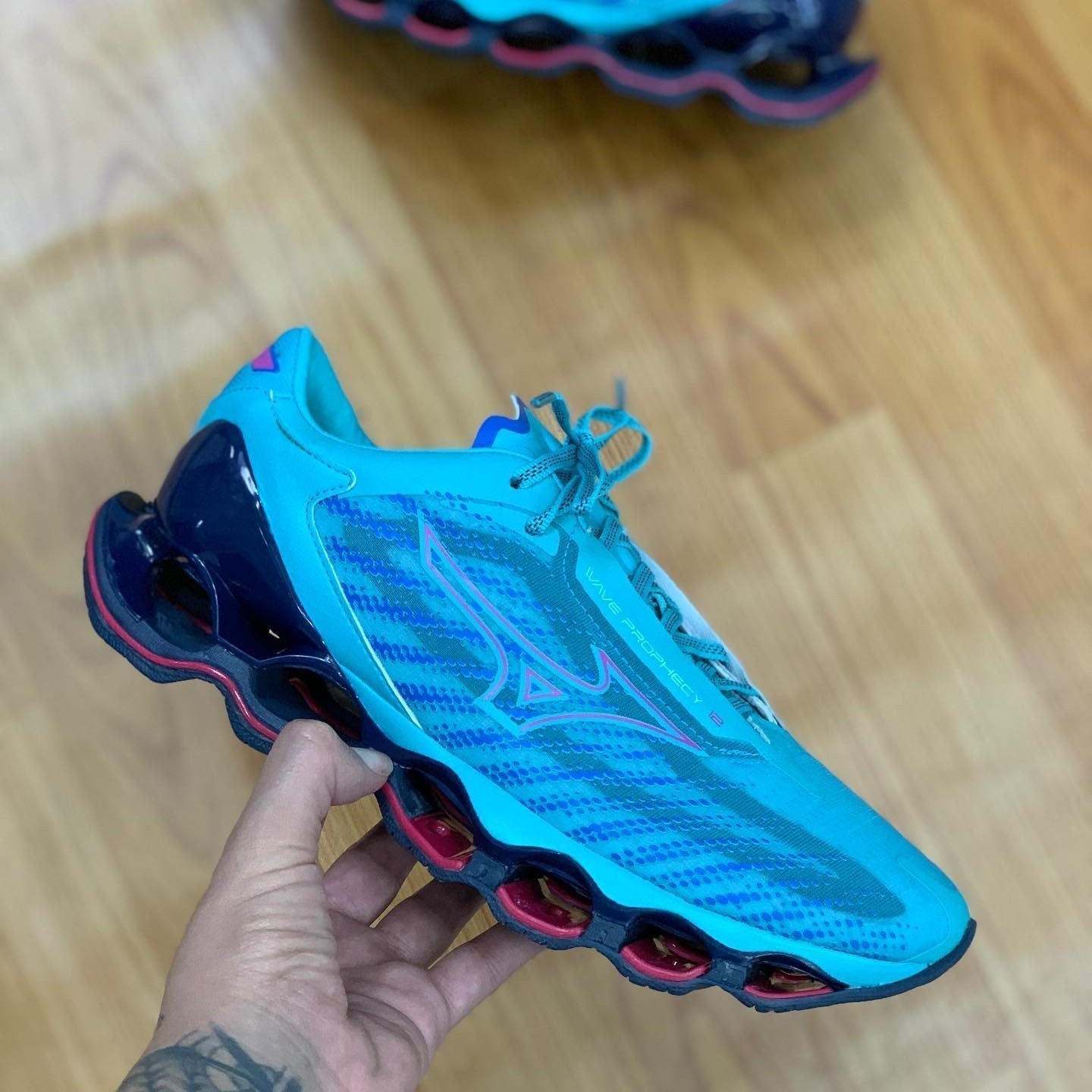 Wave Prophecy 12 Blue Pink