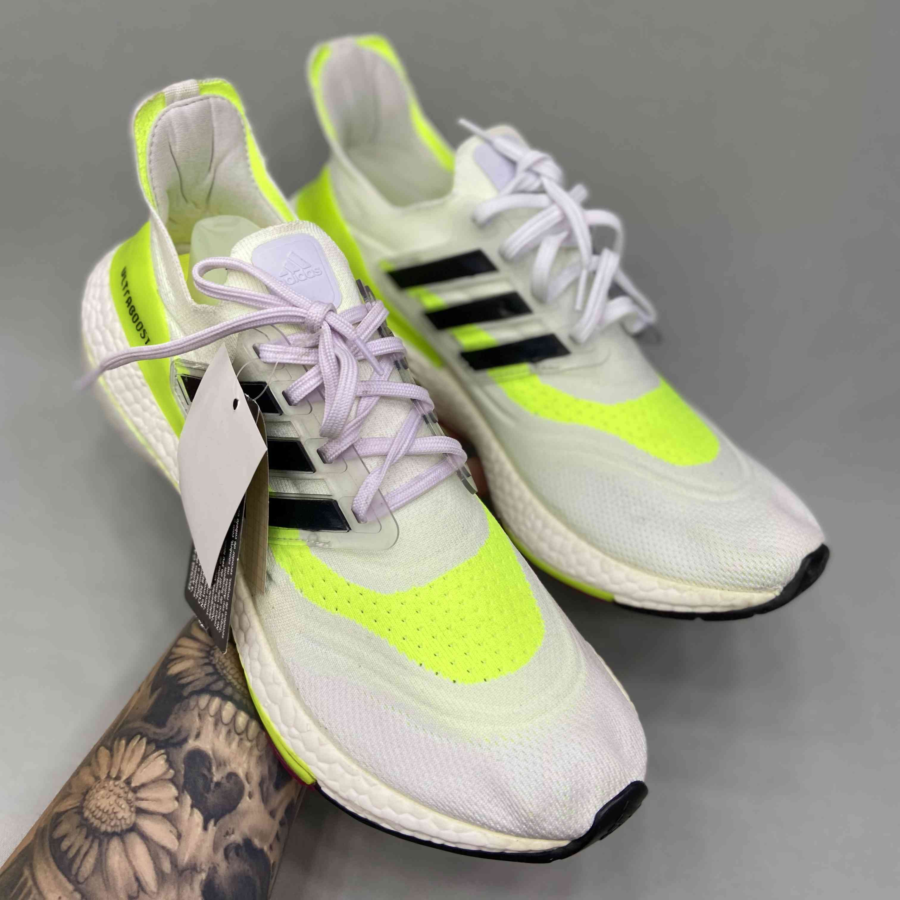 UltraBoost 21 Cloud White Volt