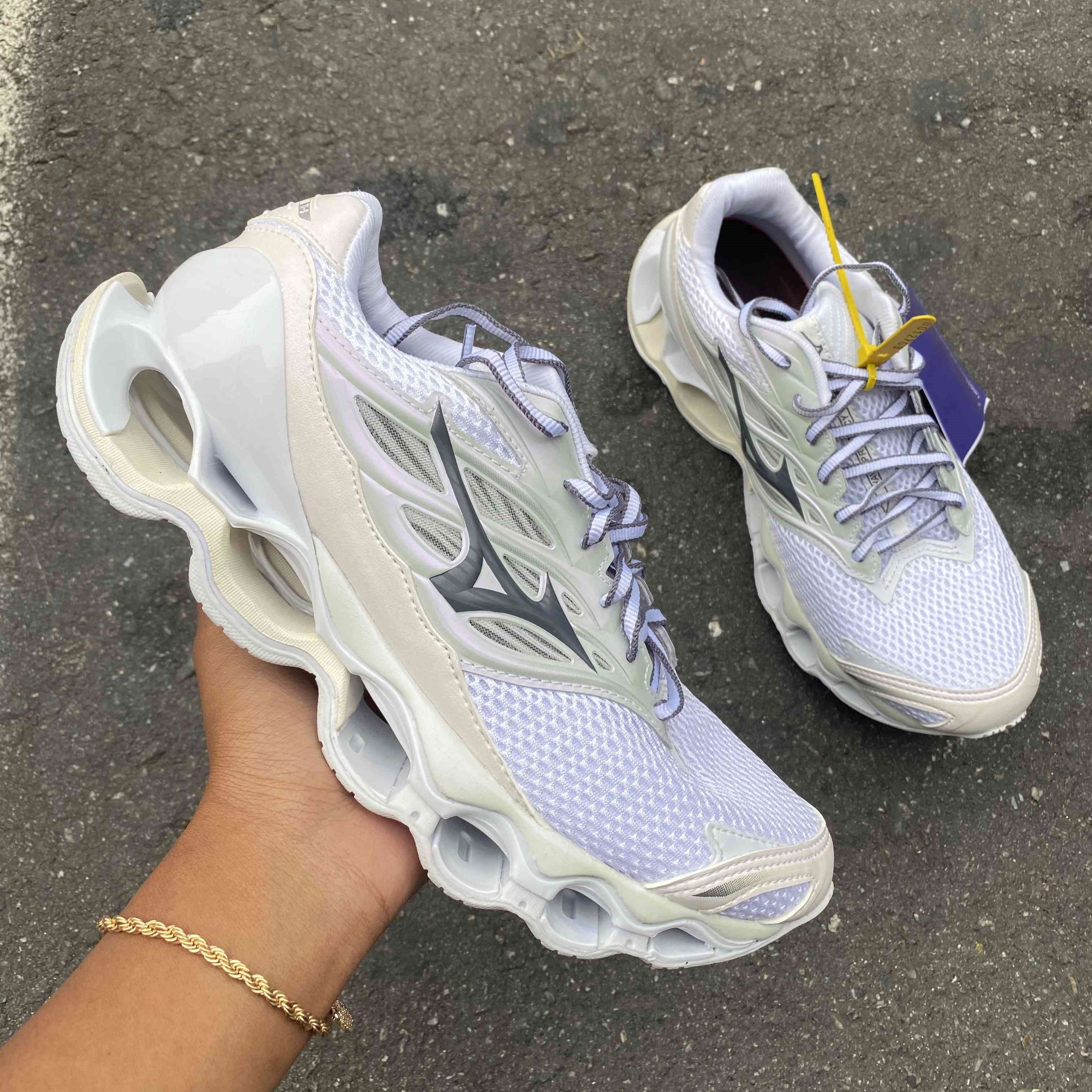 Wave Prophecy 11S White