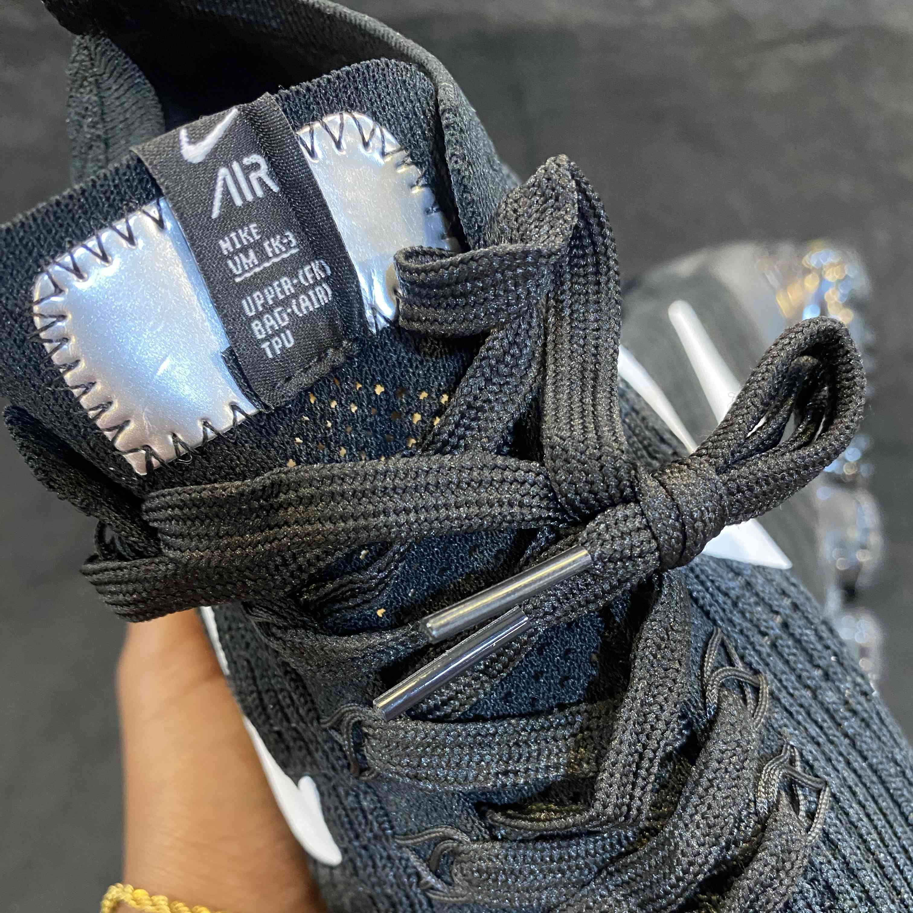 VaporMax Flyknit Triple Black