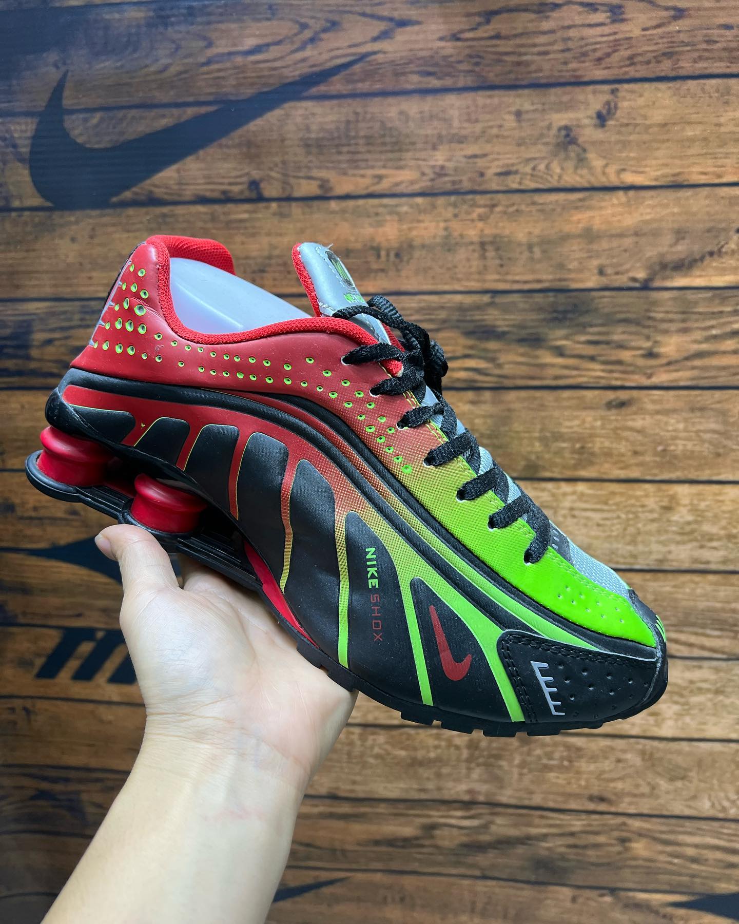 Shox R4 Neymar Black