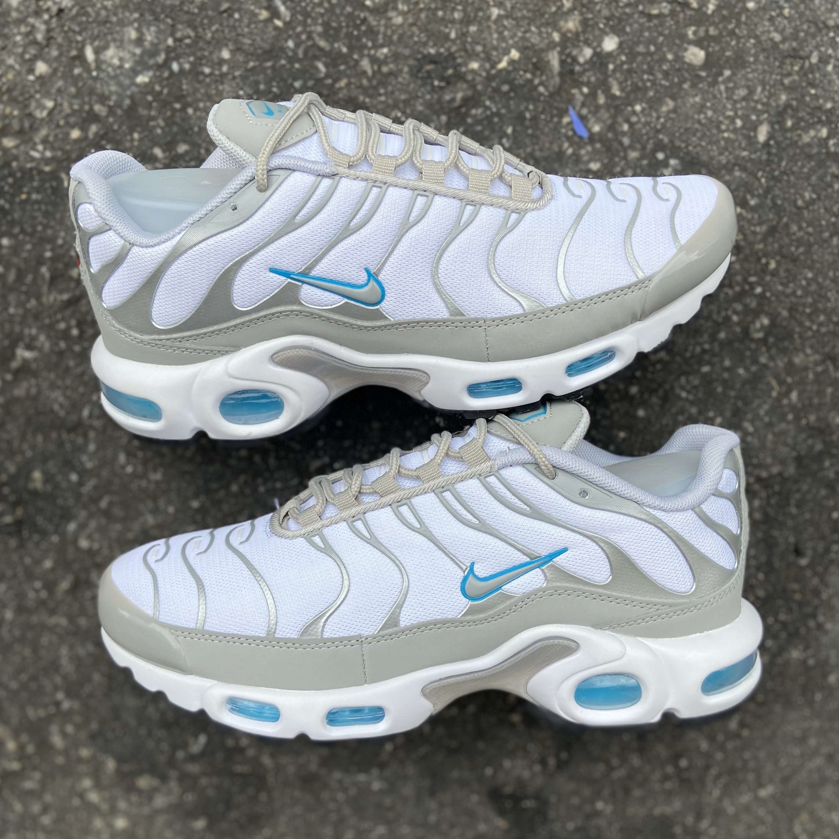 Air Max Plus White Laser Blue