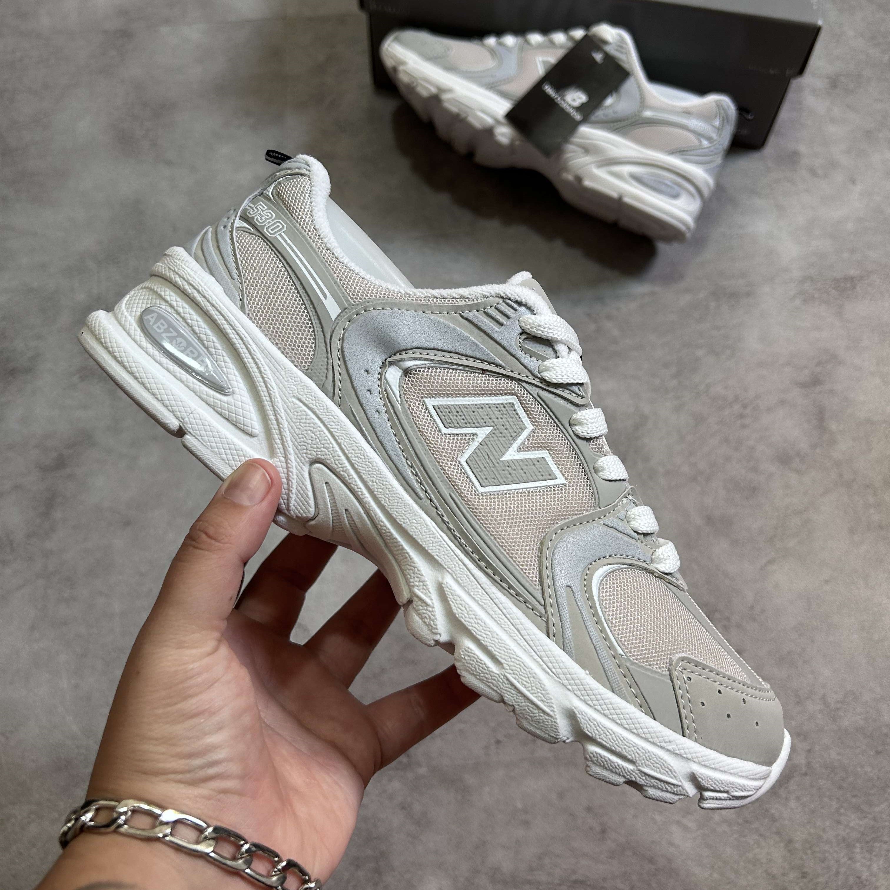 New Balance 530 White Silver