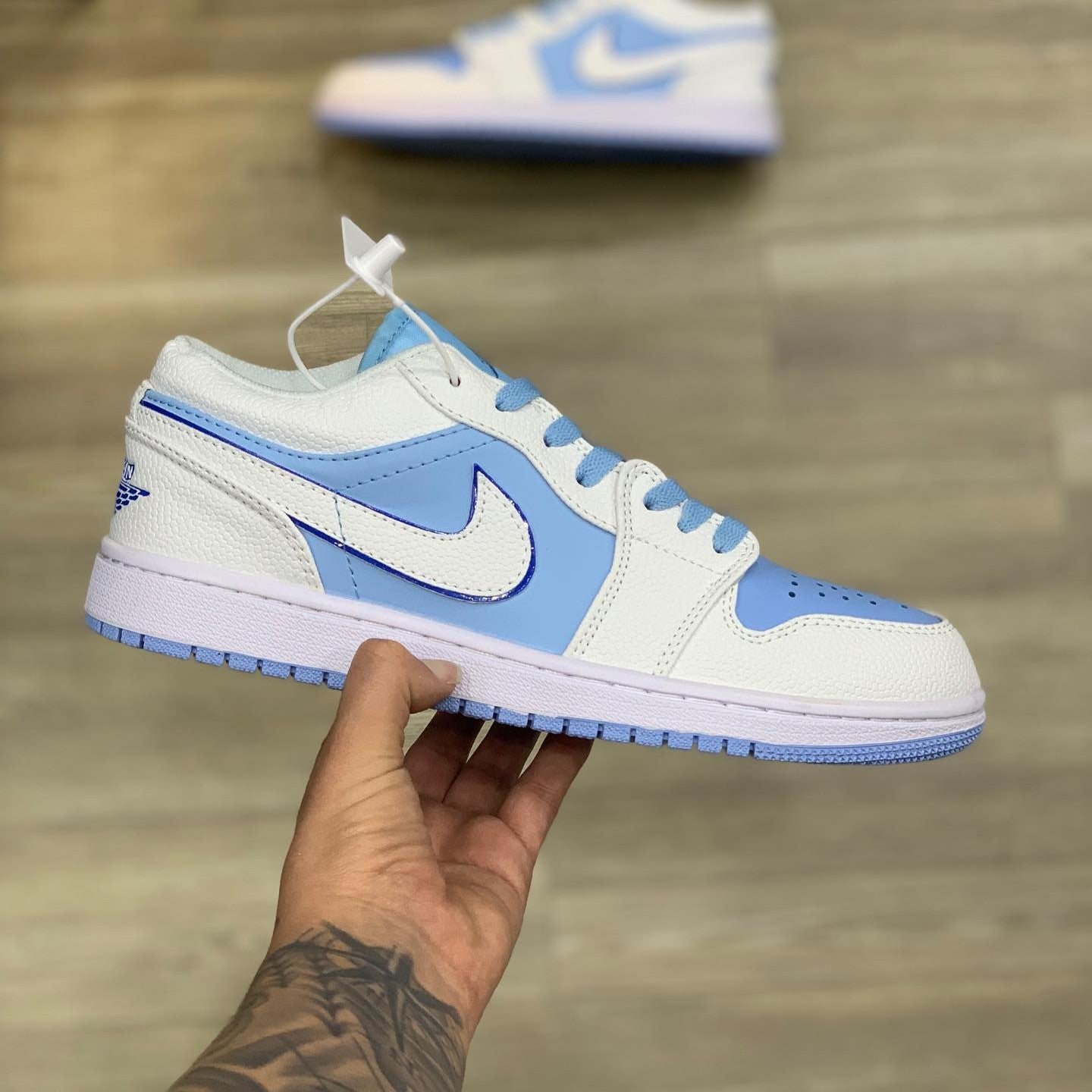 Air Jordan 1 Low SE Reverse Ice Blue