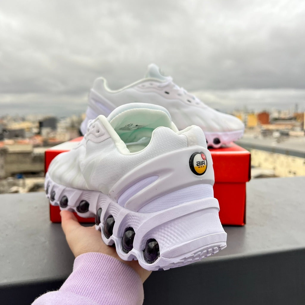 Air Max DN8 Pure Platinum Black