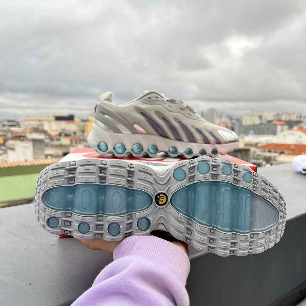 Air Max DN8 Wold Grey Metallic Silver