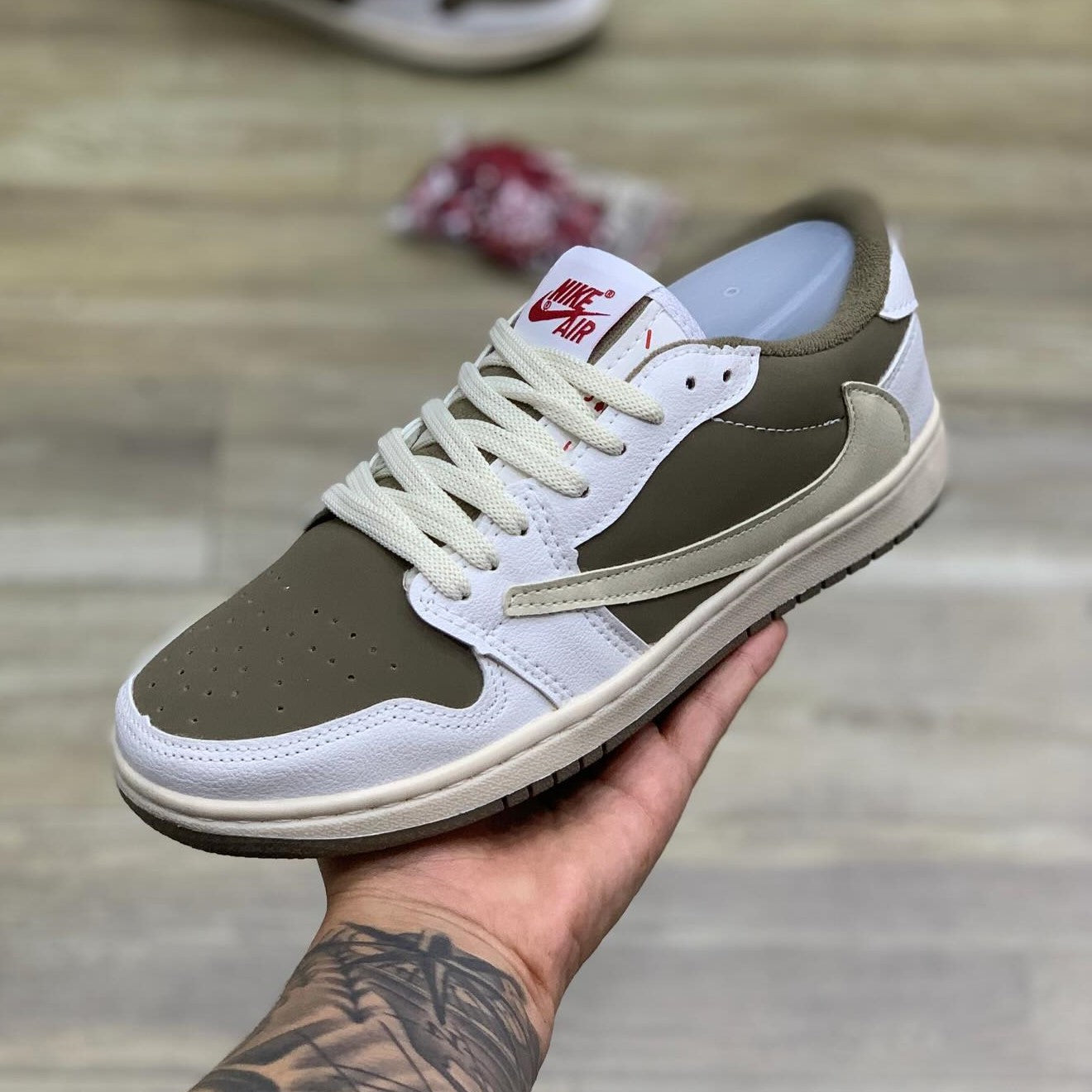 Travis Scott x Air Jordan 1 Low Reverse Mocha*