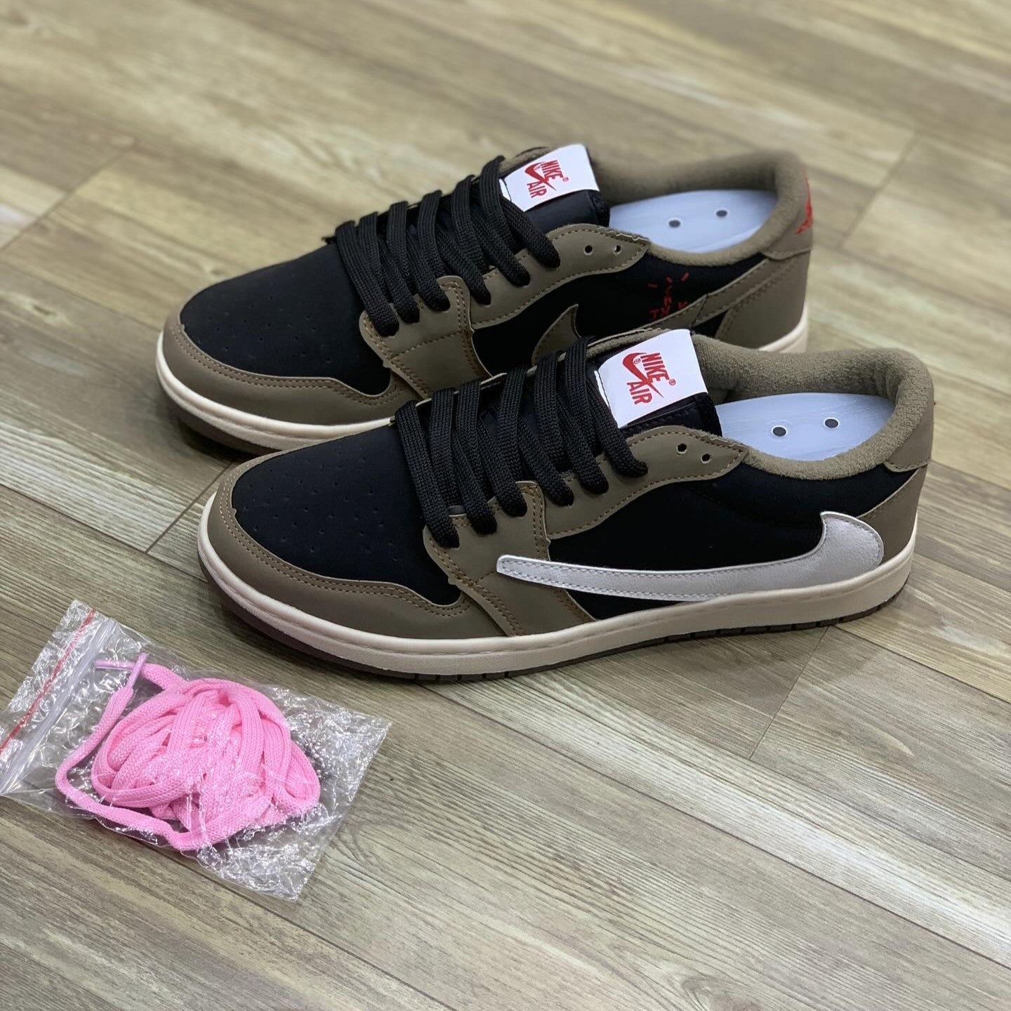 Air Jordan 1 Low X Travis Scott Morcha*