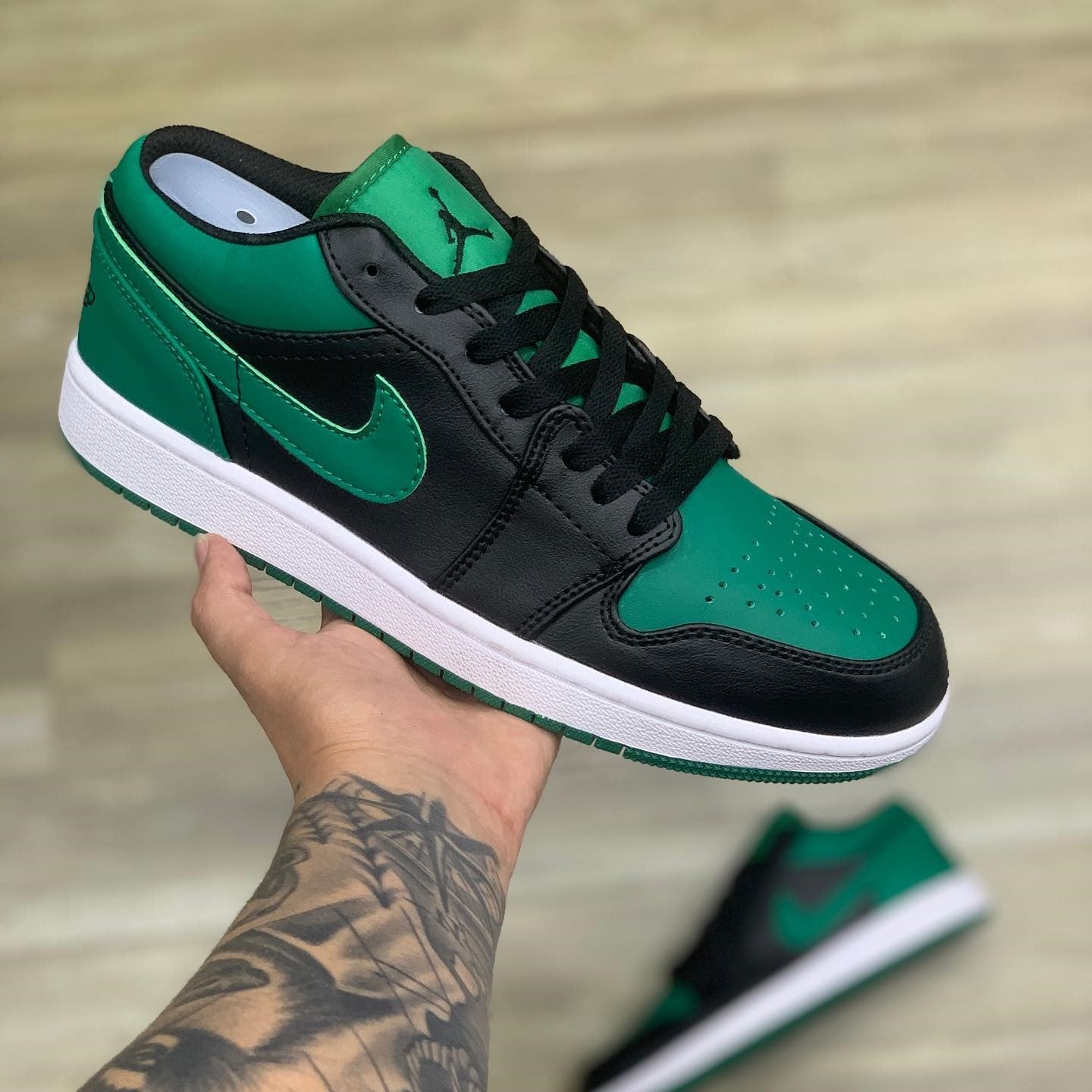 Air Jordan 1 Low Black Lucky Green*