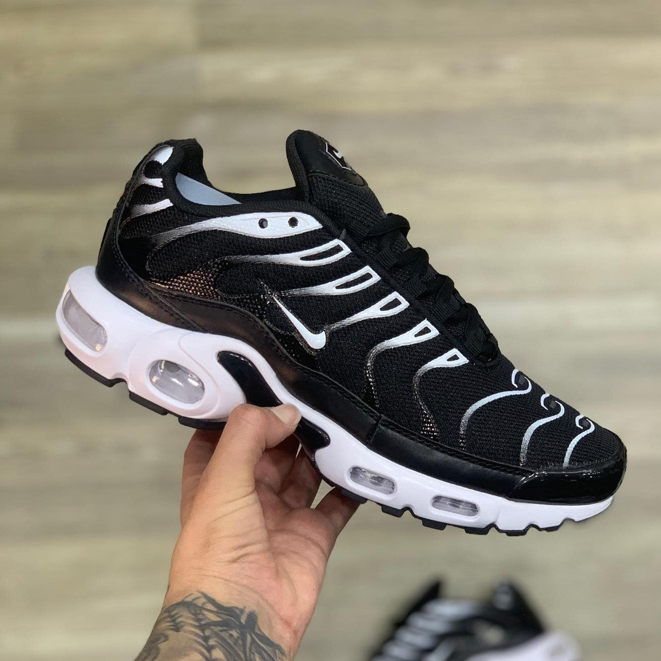 Air Max Plus TN Black White & Reflect Silver