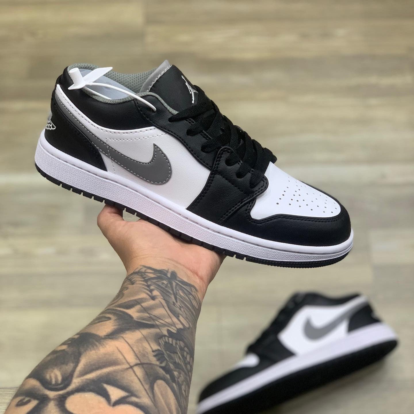 Air Jordan 1 Low Black White Grey