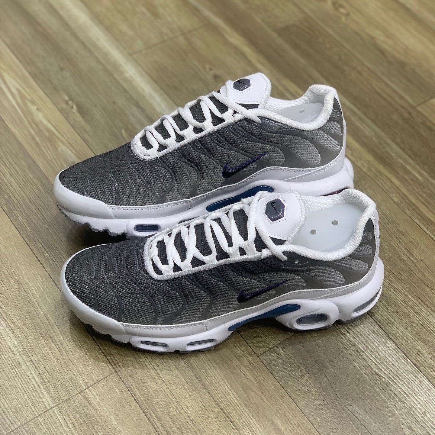Air Max Plus TN Smoke Grey Ashen Slate