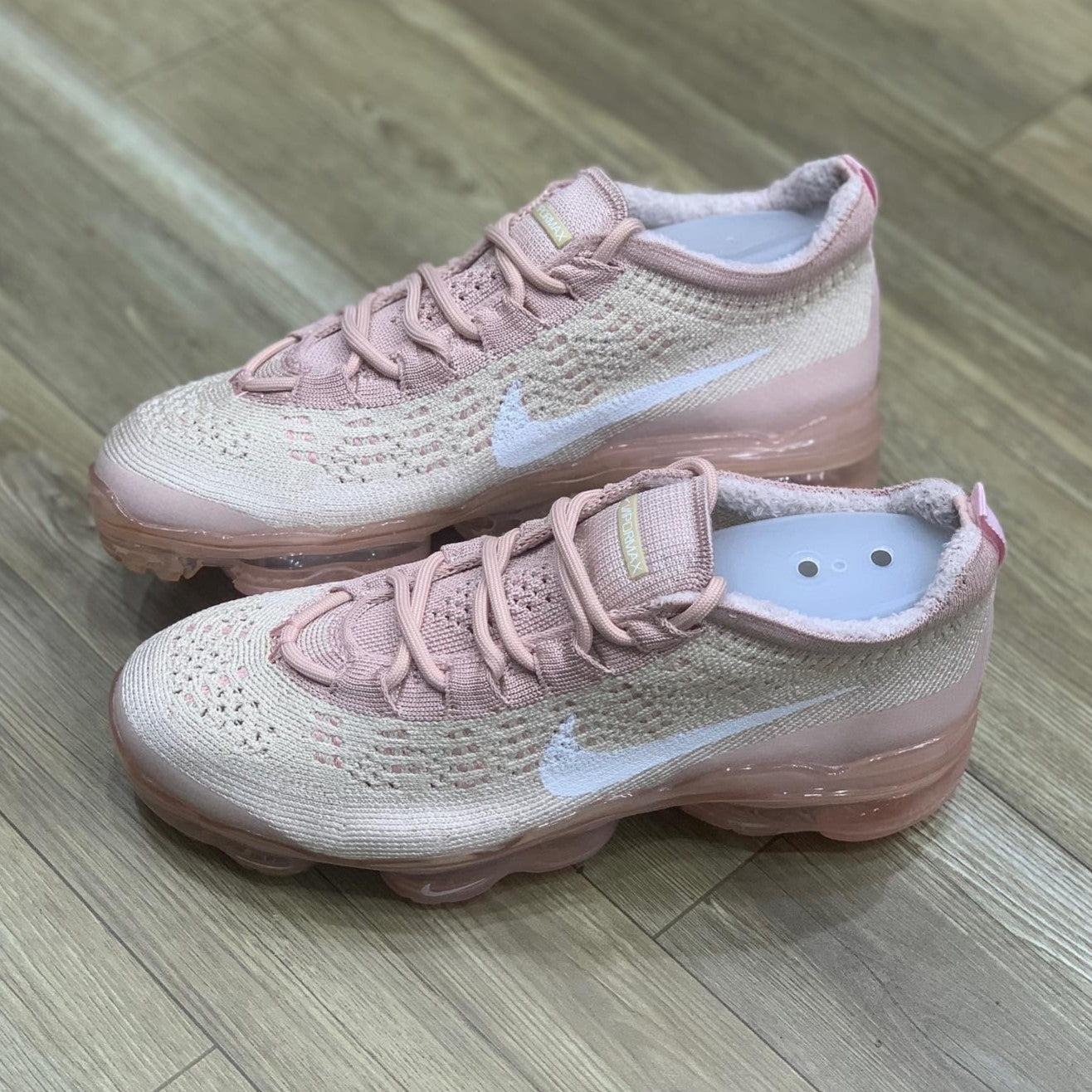 VaporMax 2023 Flyknit Oatmeal