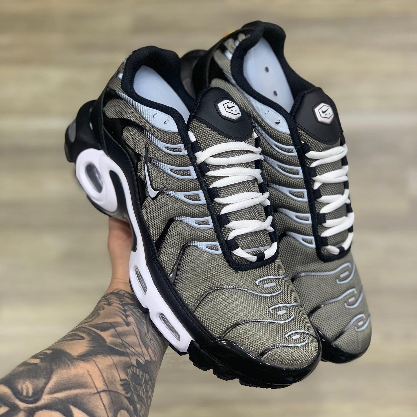 Air Max Plus TN Black Grey