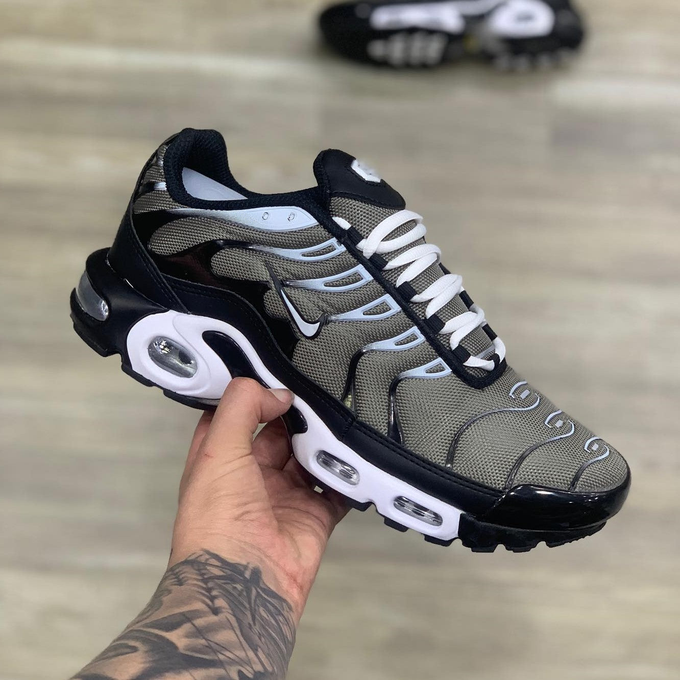 Air Max Plus TN Black Grey