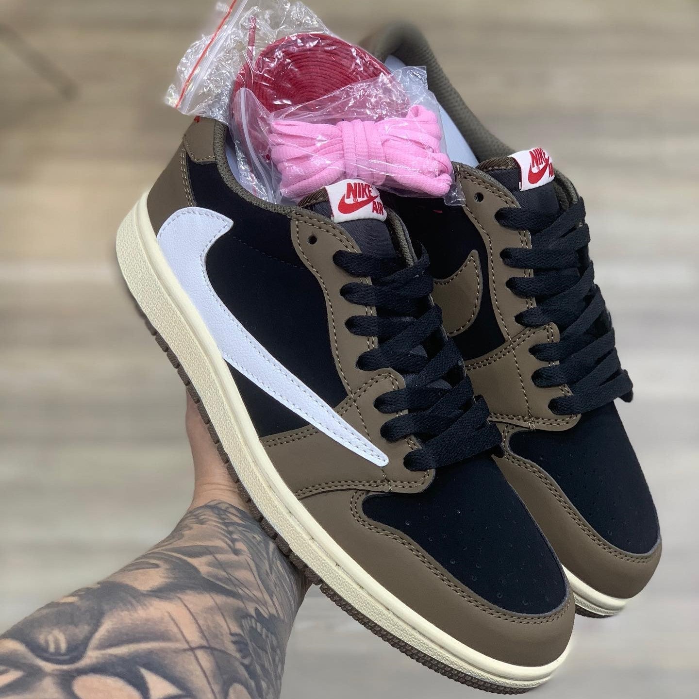 Air Jordan 1 Low Mocha Travis Scott