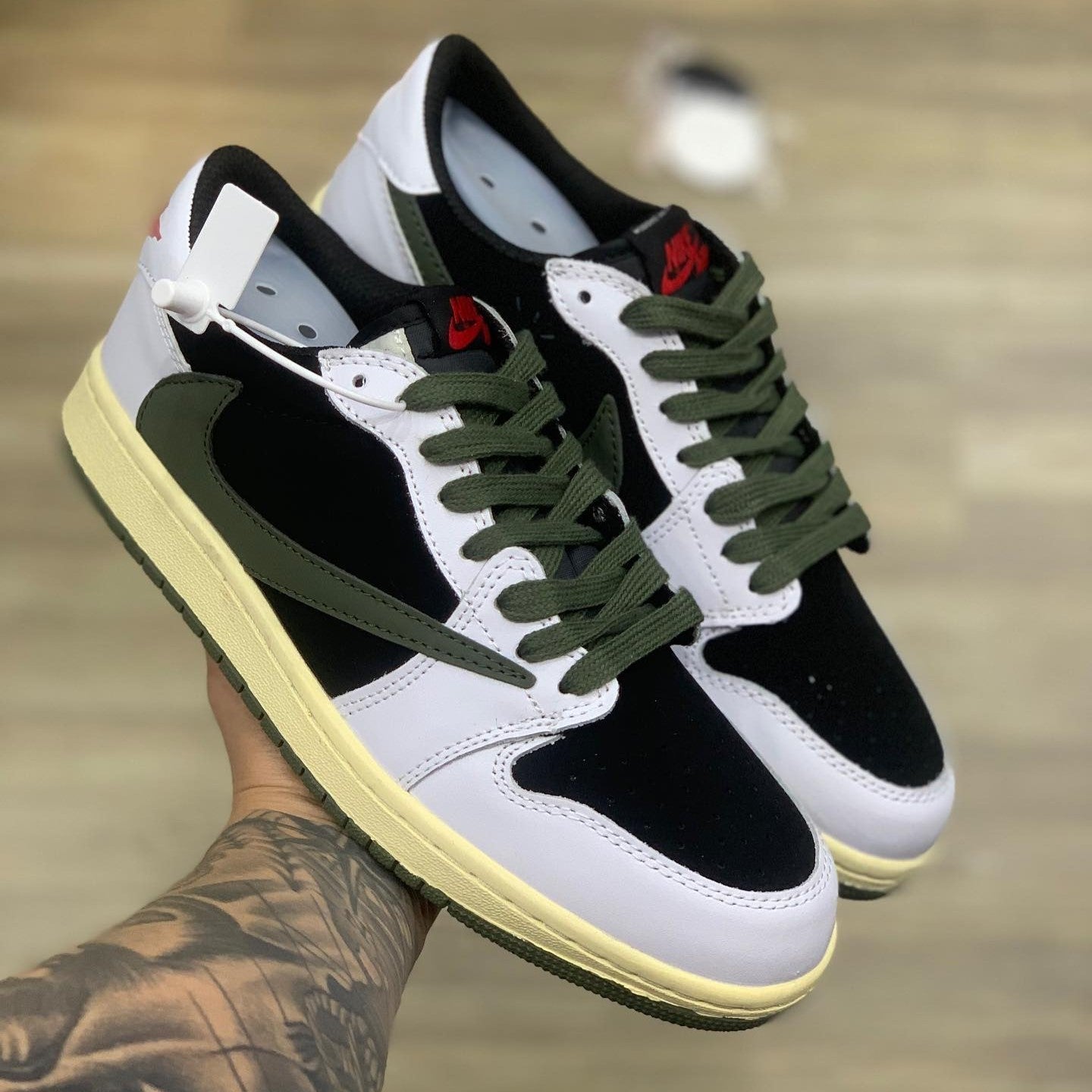 Air Jordan 1 Retro Low OG SP x Travis Scott Medium Olive