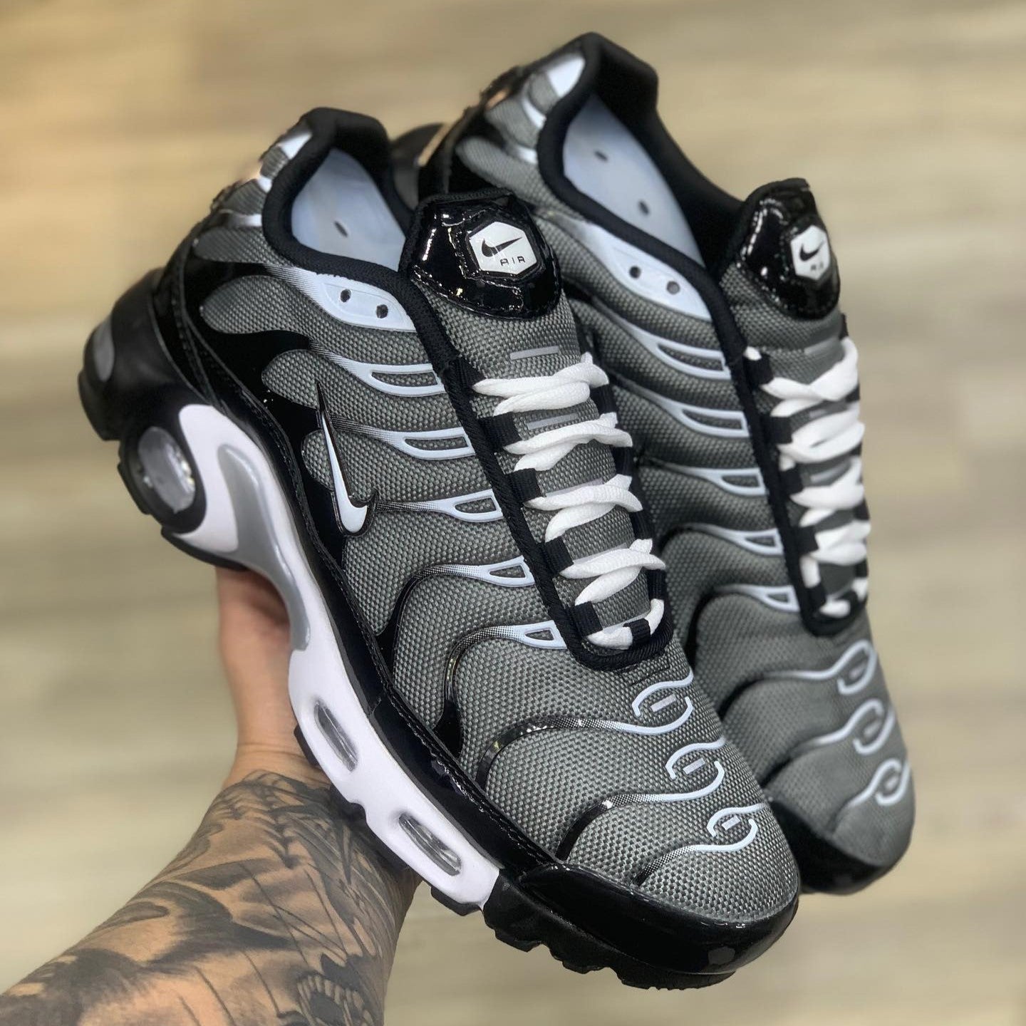 Air Max Plus TN Black Grey
