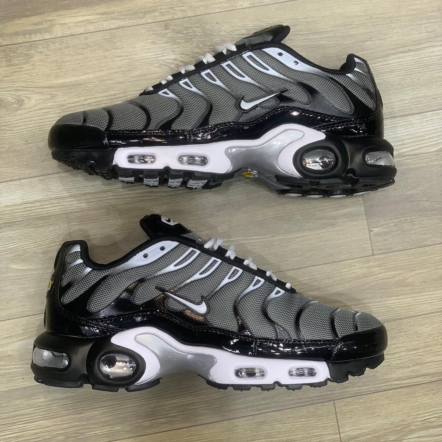 Air Max Plus TN Black Grey
